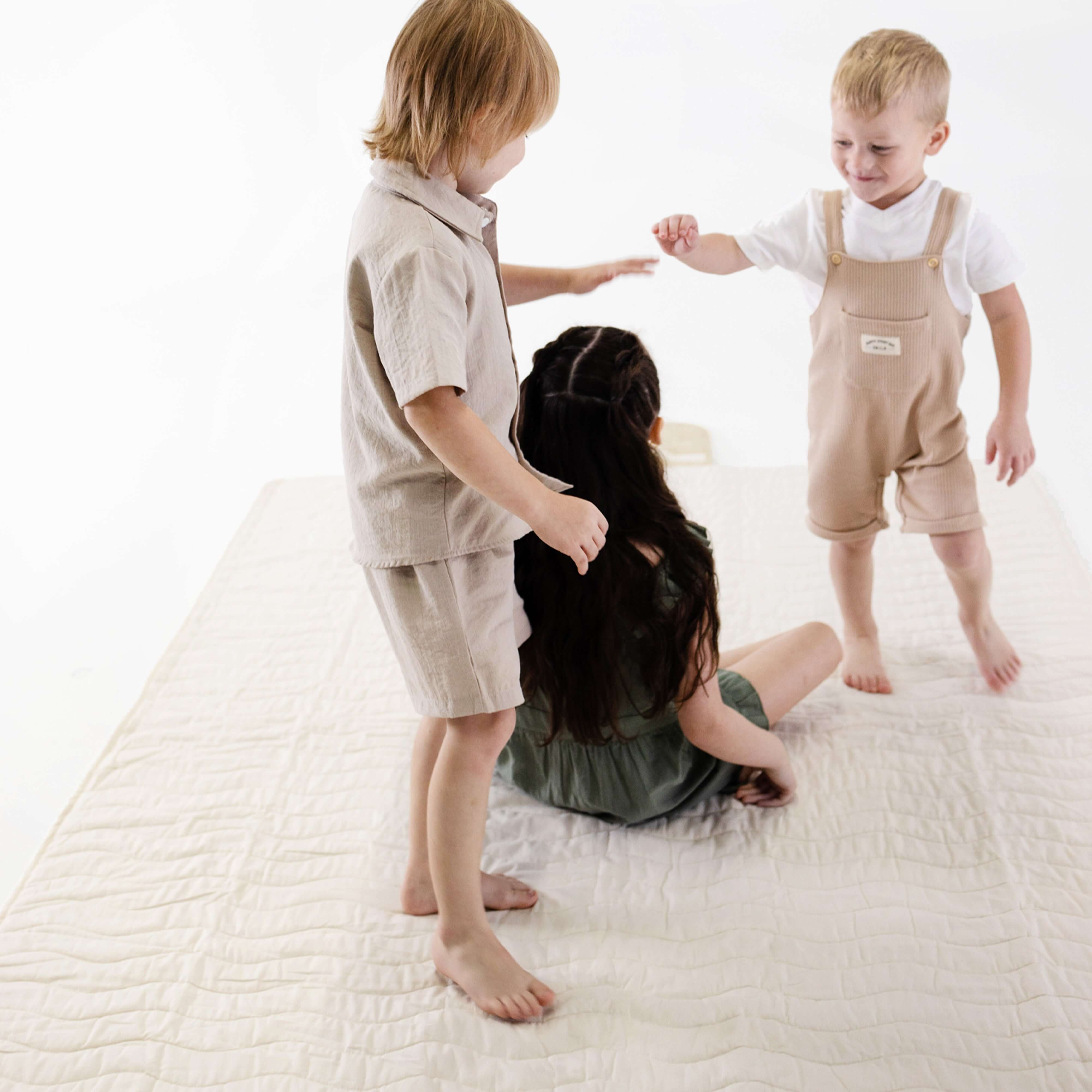 Premium Indoor/outdoor Jumbo Portable Playmat | Tofu