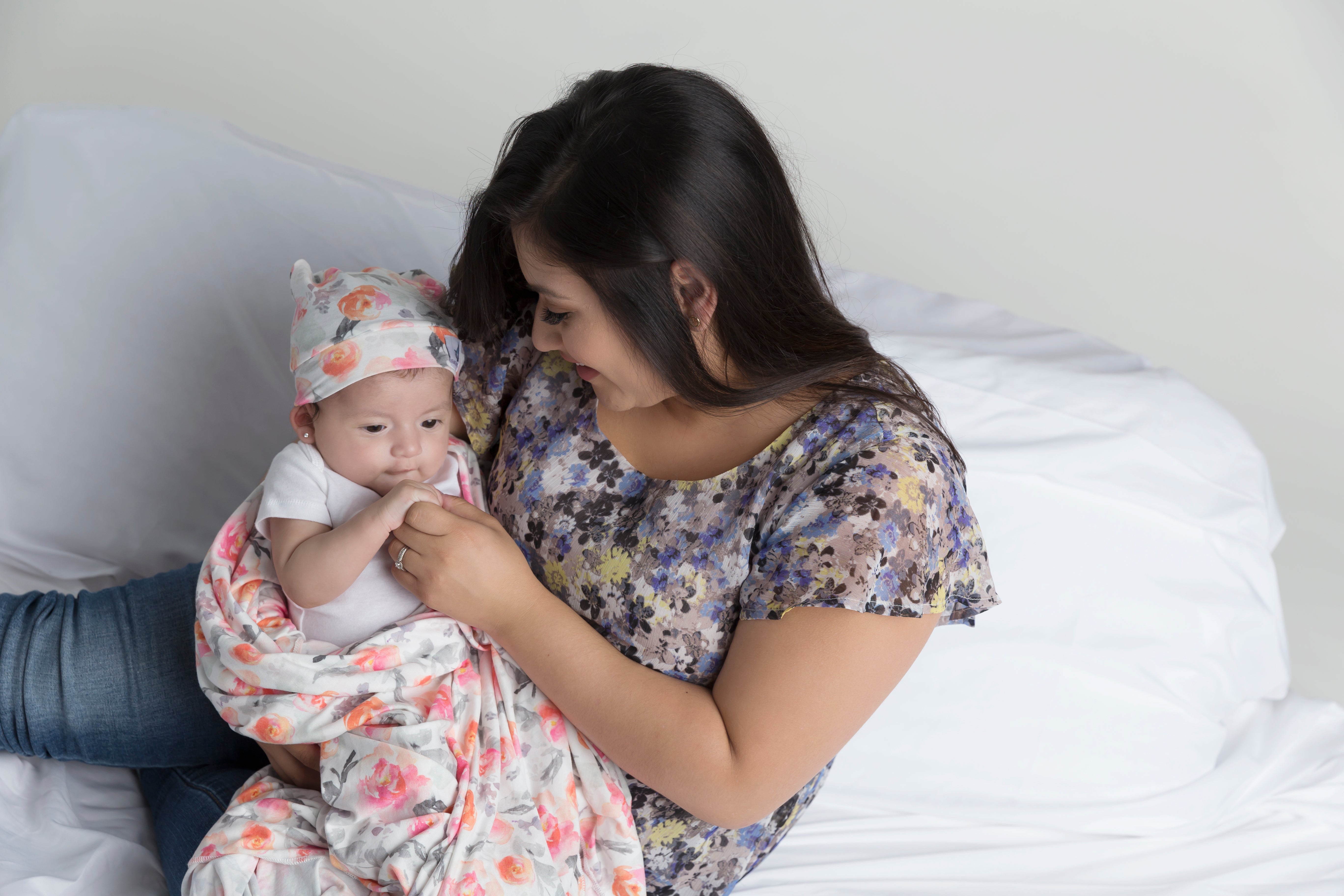 Newborn Top Knot Hat - Floral