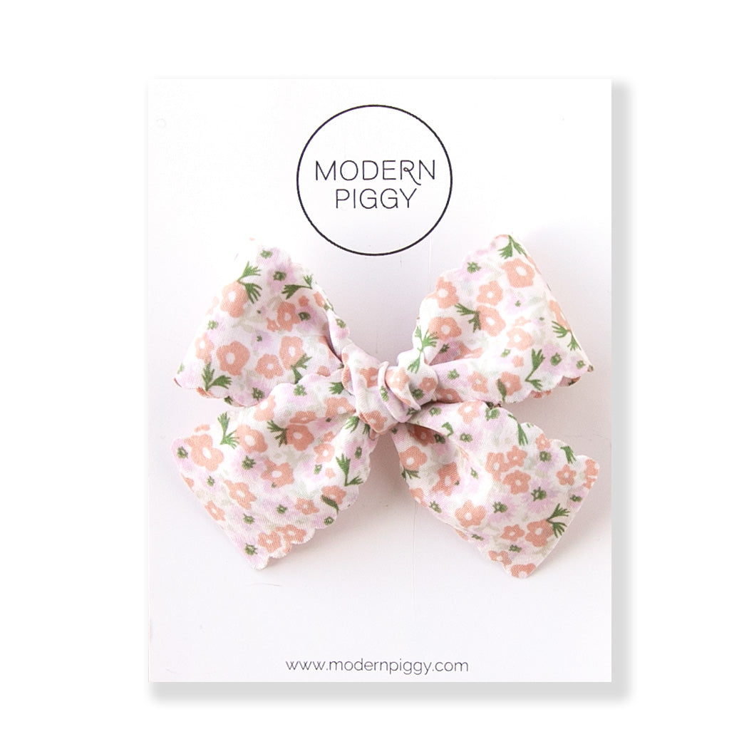 Posy Scallop | Ribbon Bow