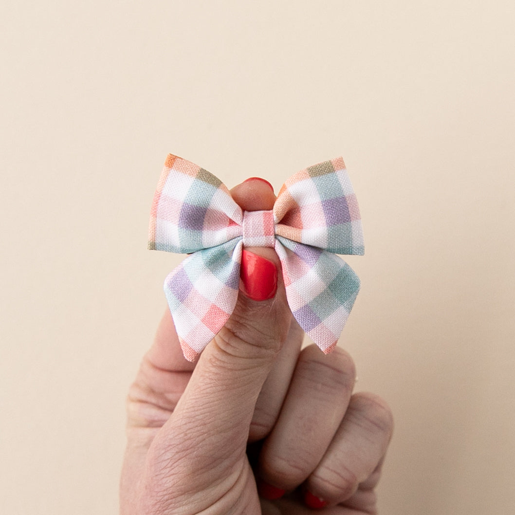 Easter Gingham | Mini Piggy Bow