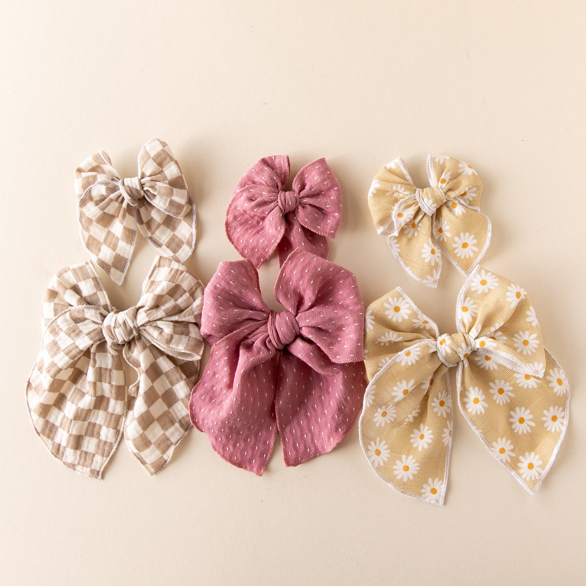 Daisy | Petite Party Bow