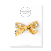 Saffron | Hand-tied Bow
