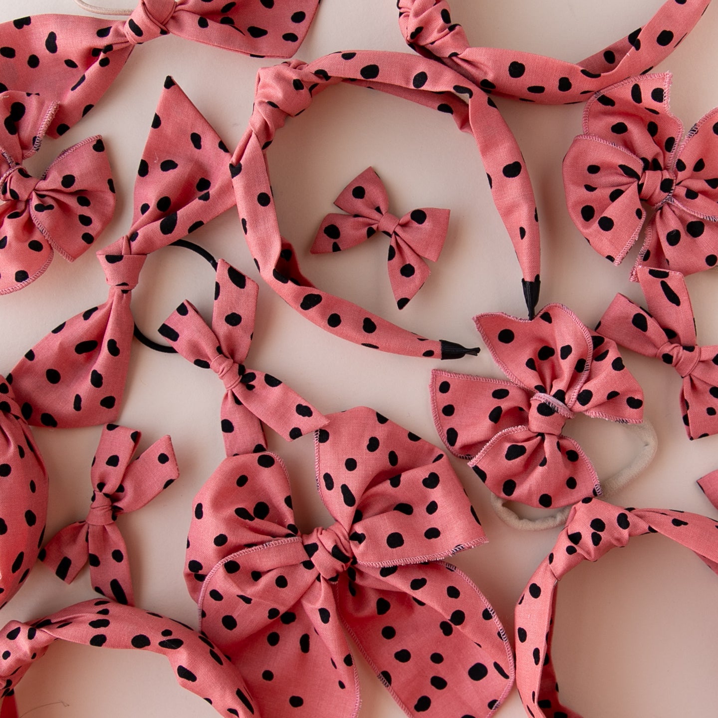 Spotted | Hand-tied Bow