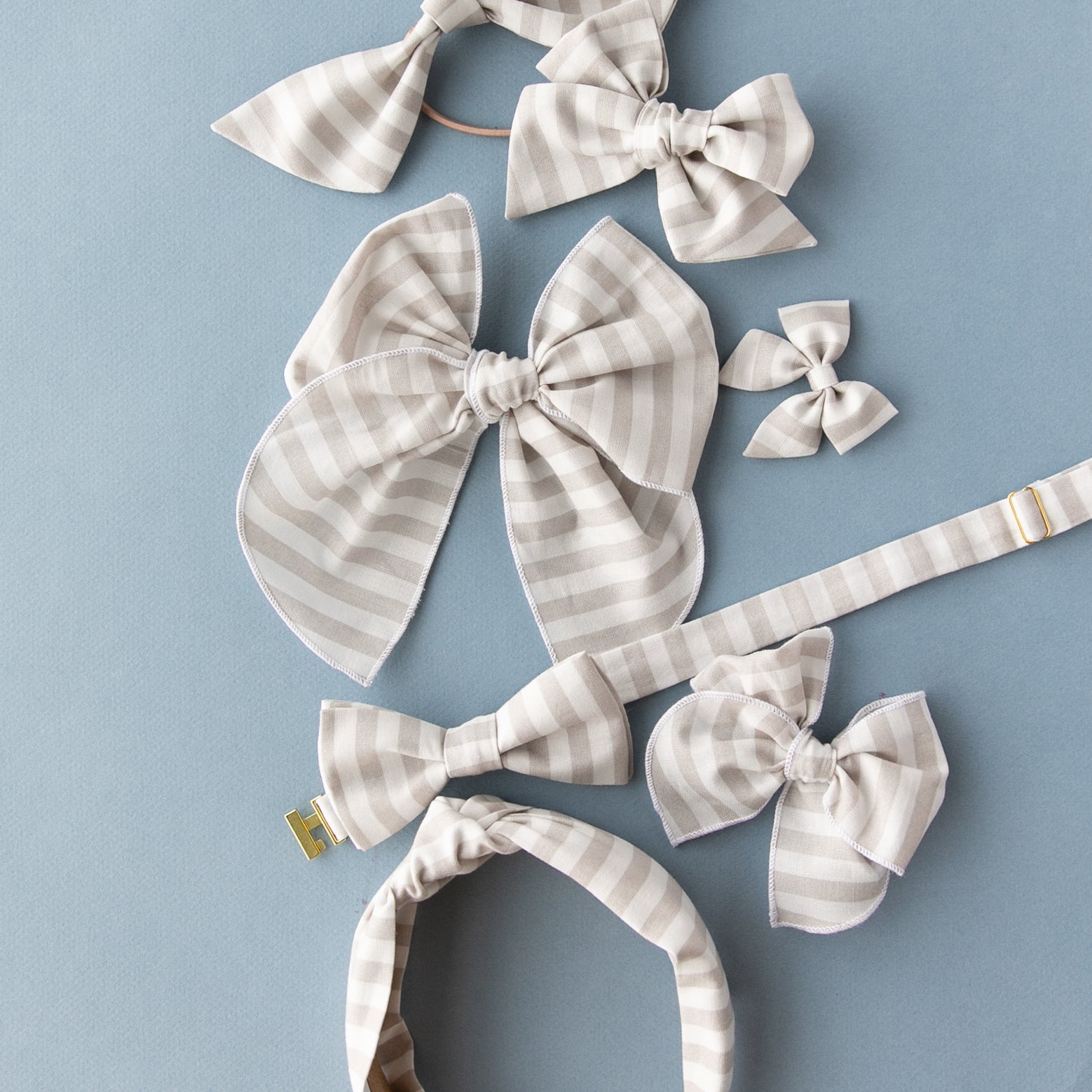 Latte Stripe | Petite Party Bow