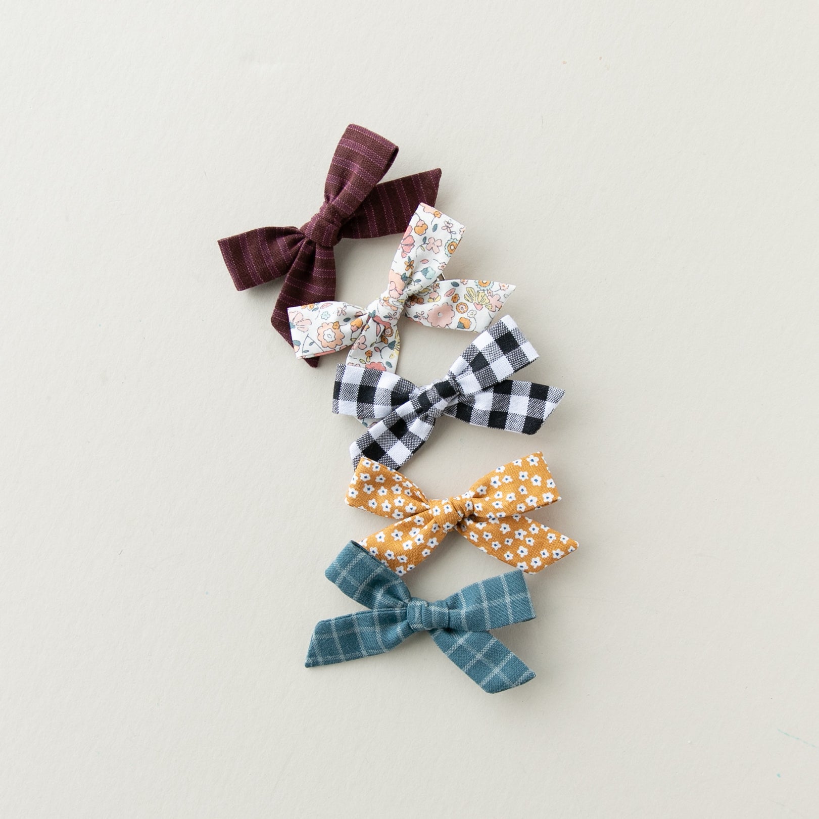 Raisin | Pigtail Set - Hand-tied Bow