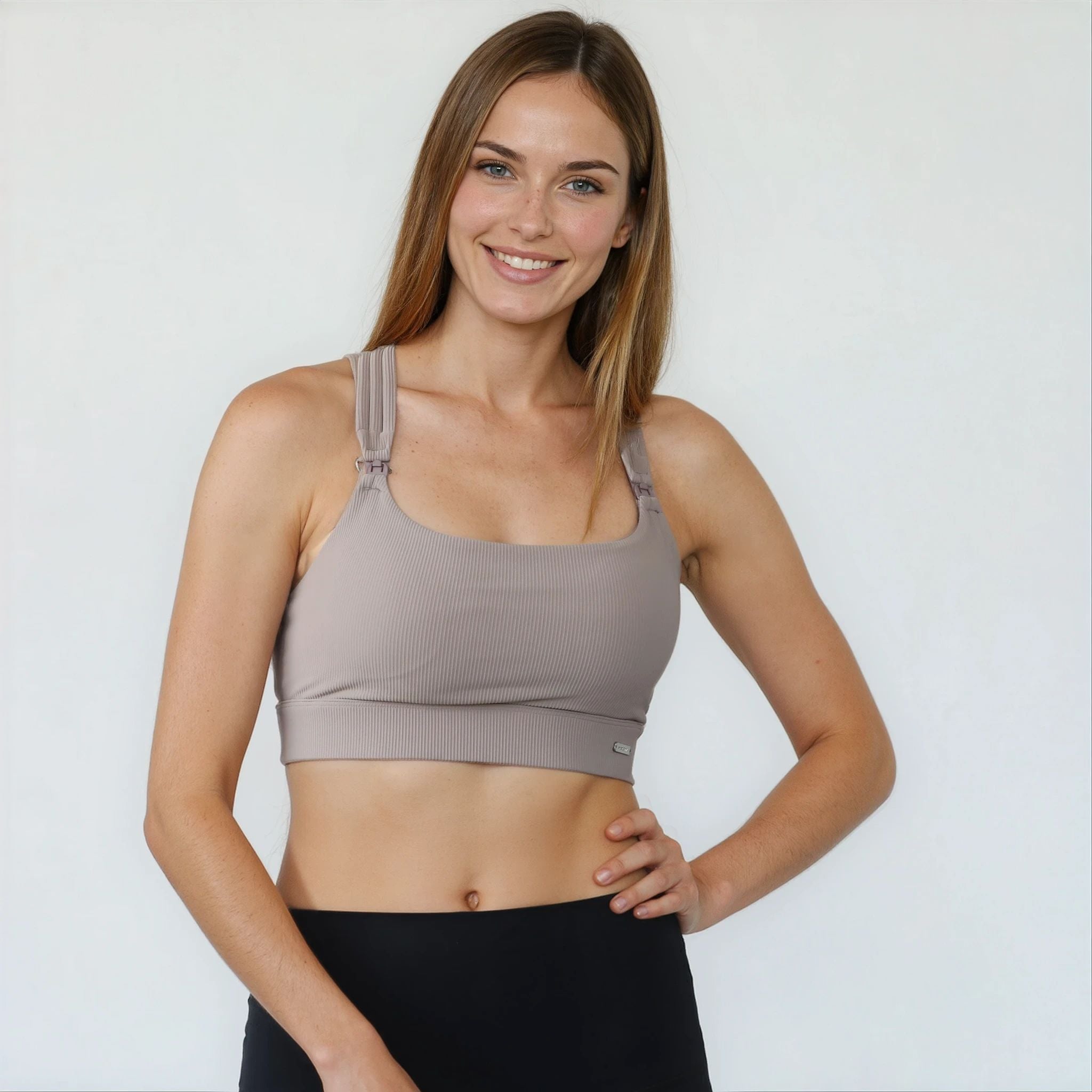 Chloé 4 Running Nursing & Pumping Sports Bra (ribbed Chai)
