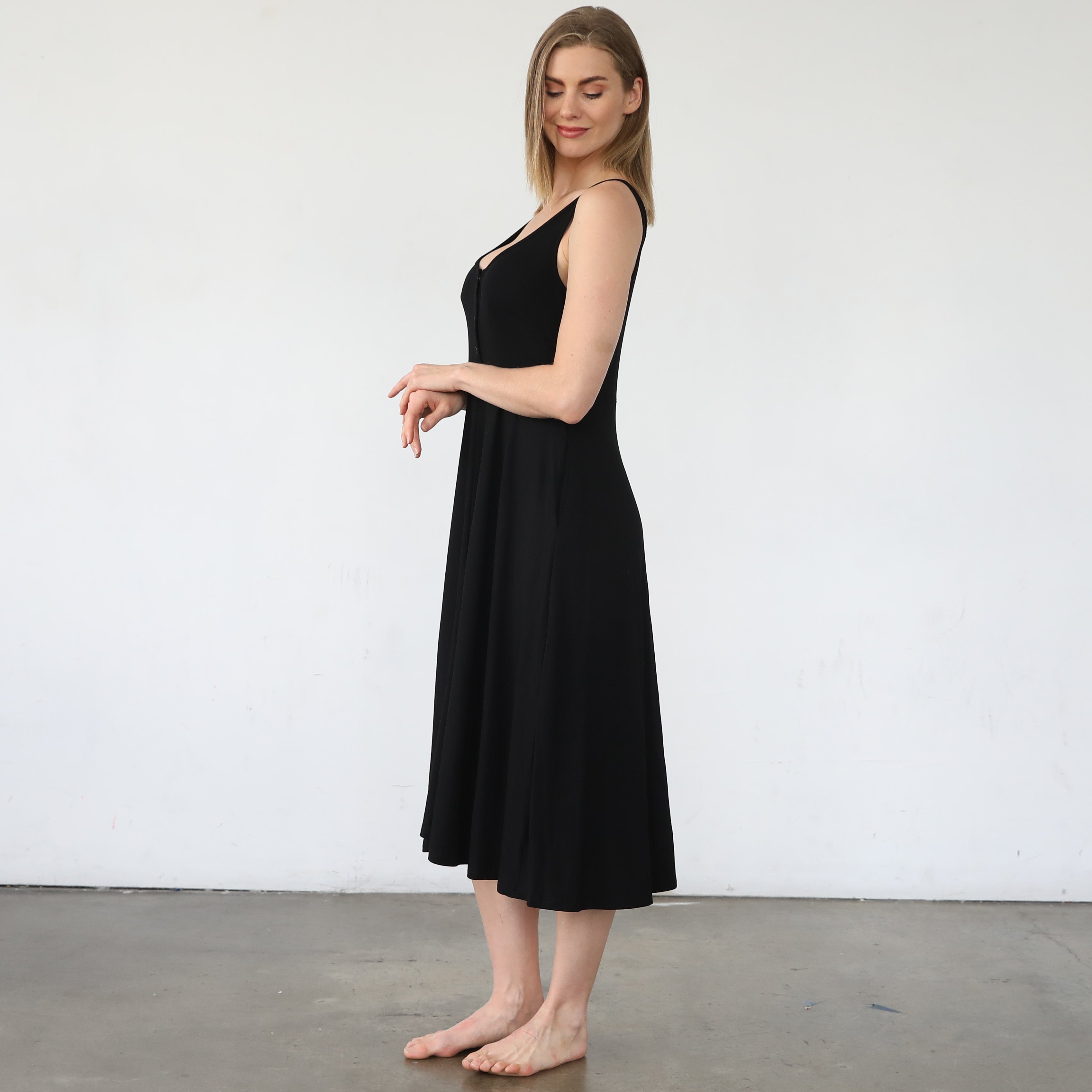 Audrey Softest Rib Nursing & Pregnancy Tank Dress (noir)