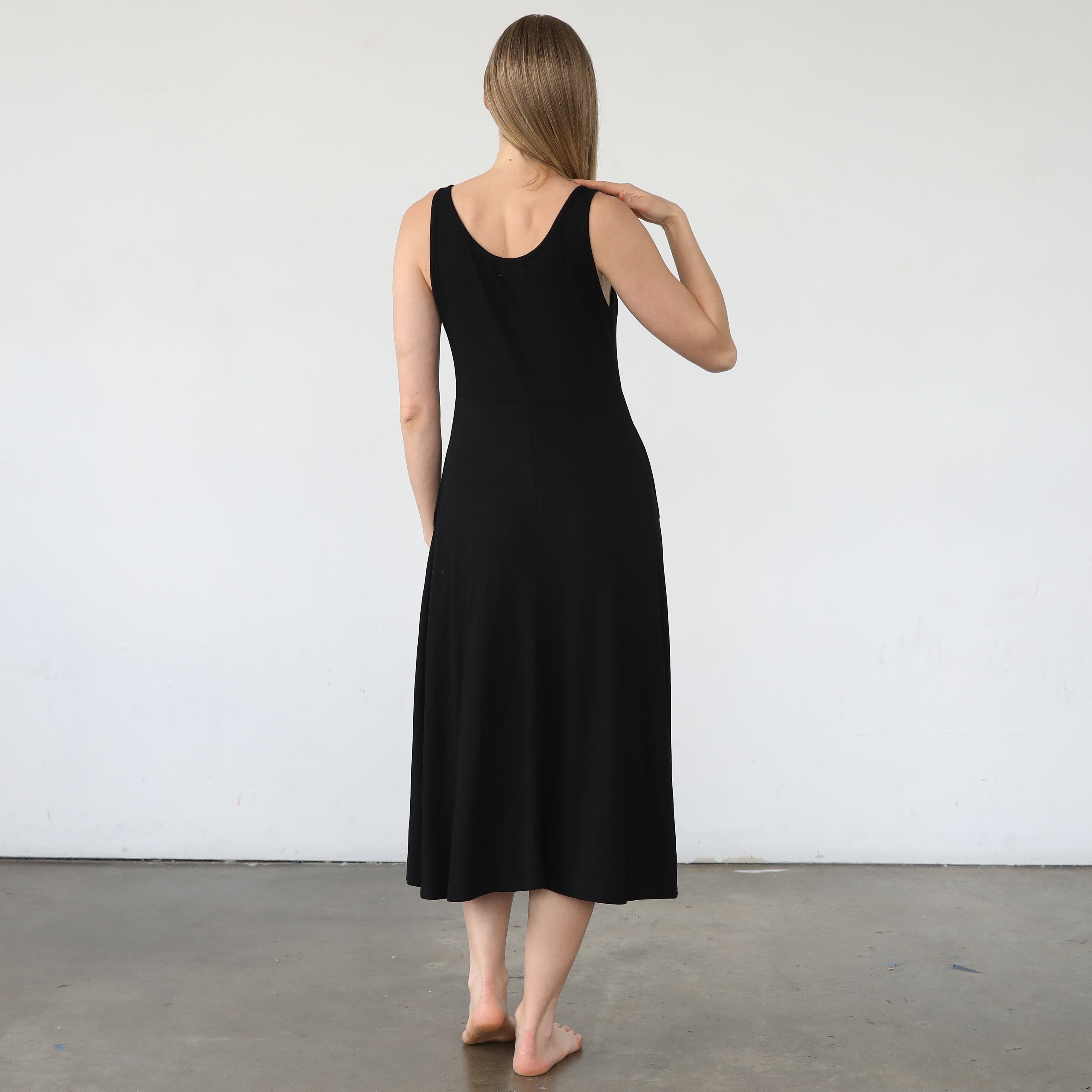 Audrey Softest Rib Nursing & Pregnancy Tank Dress (noir)