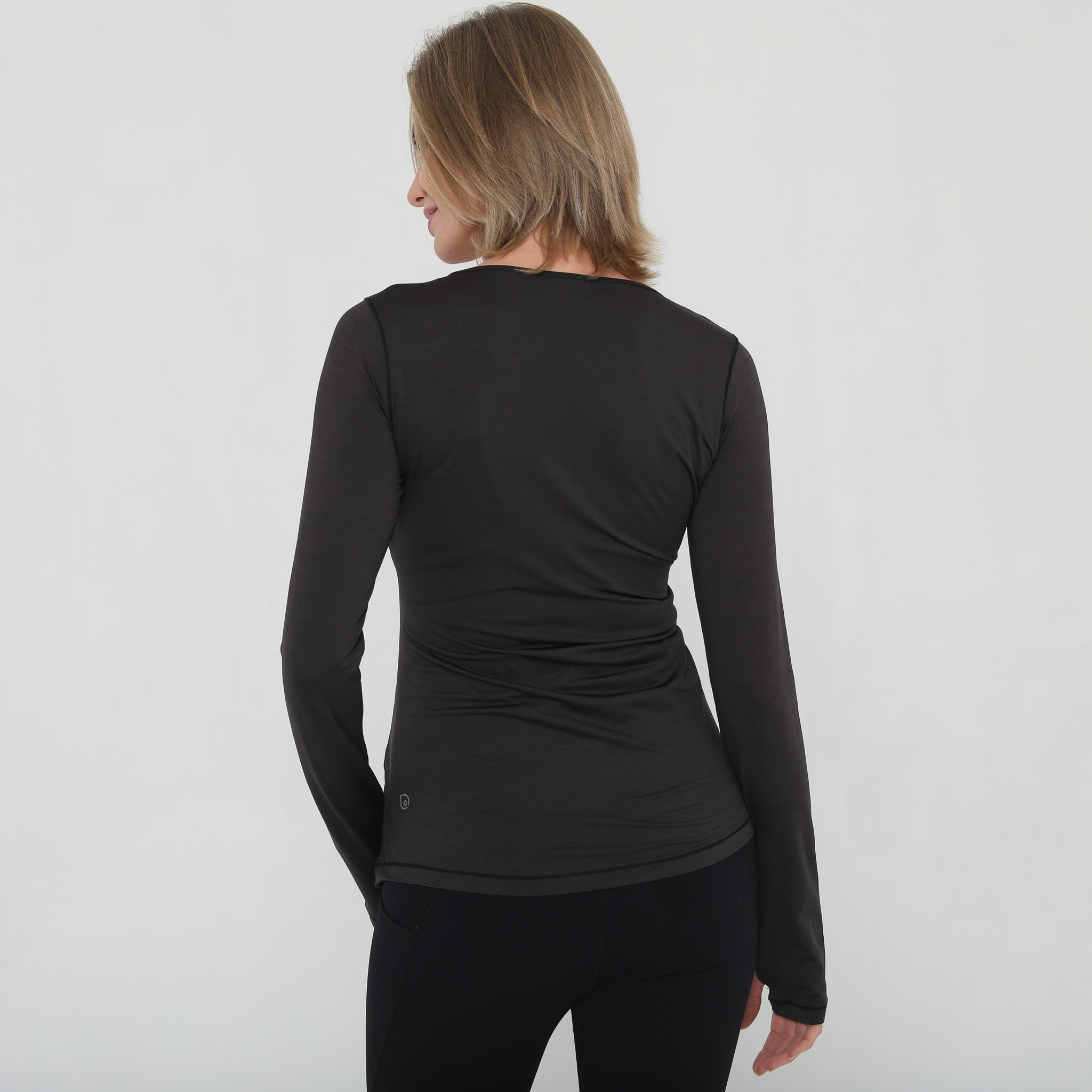 Olivia During & After Crossover Layering Long Sleeve Top (noir)
