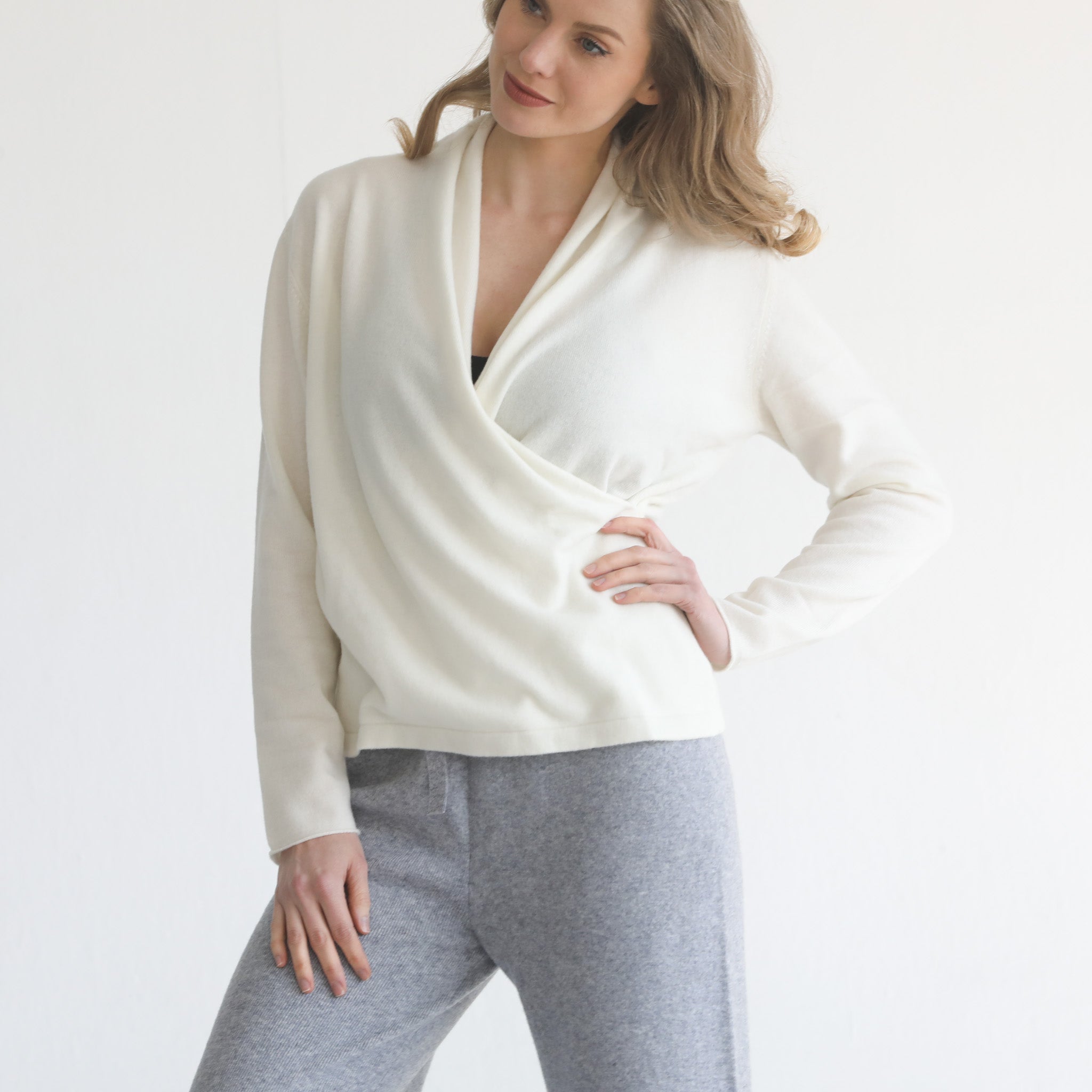 Cashmere Wrap Sweater (blanc)