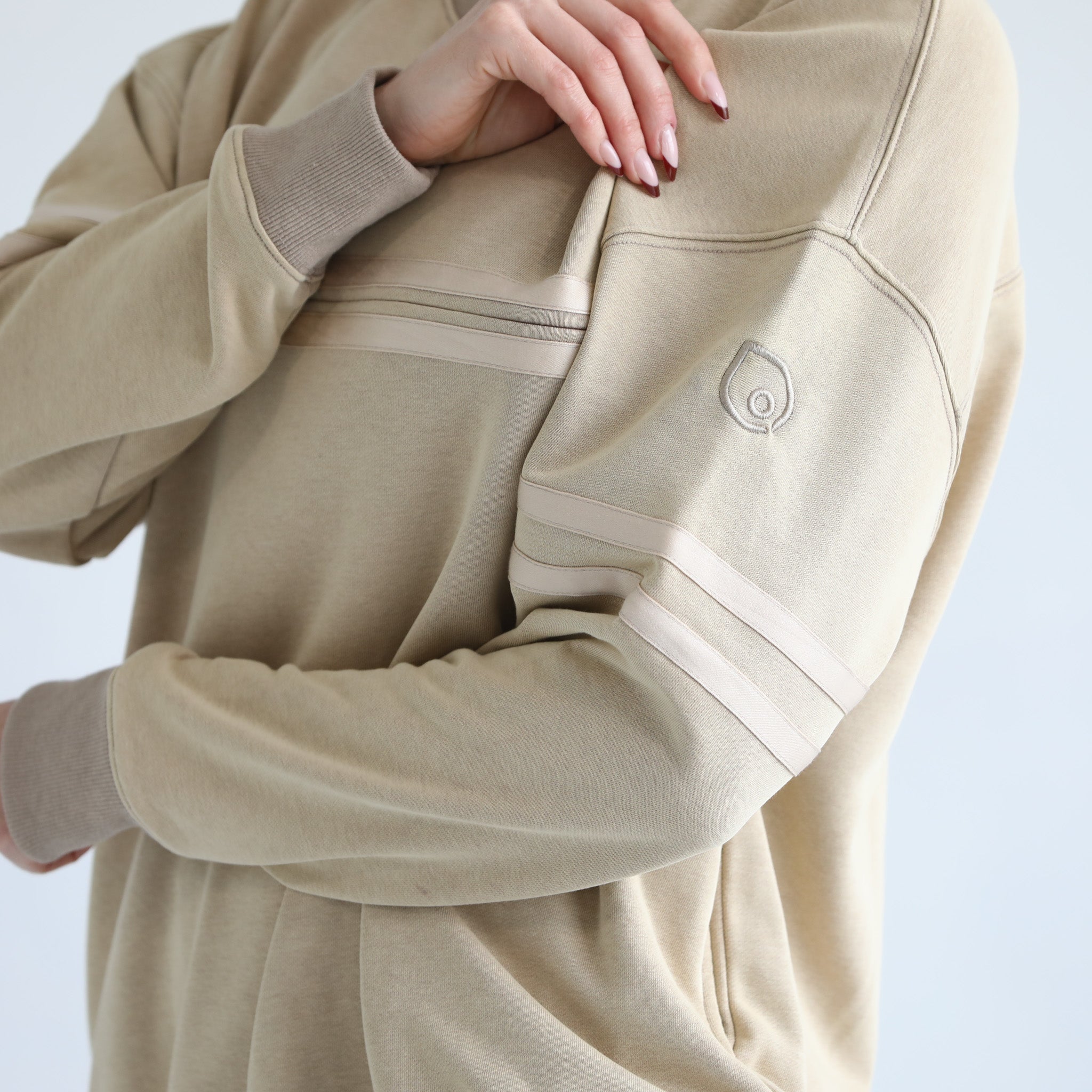 Celine Slouchy Nursing Pullover (sandy Dunes)