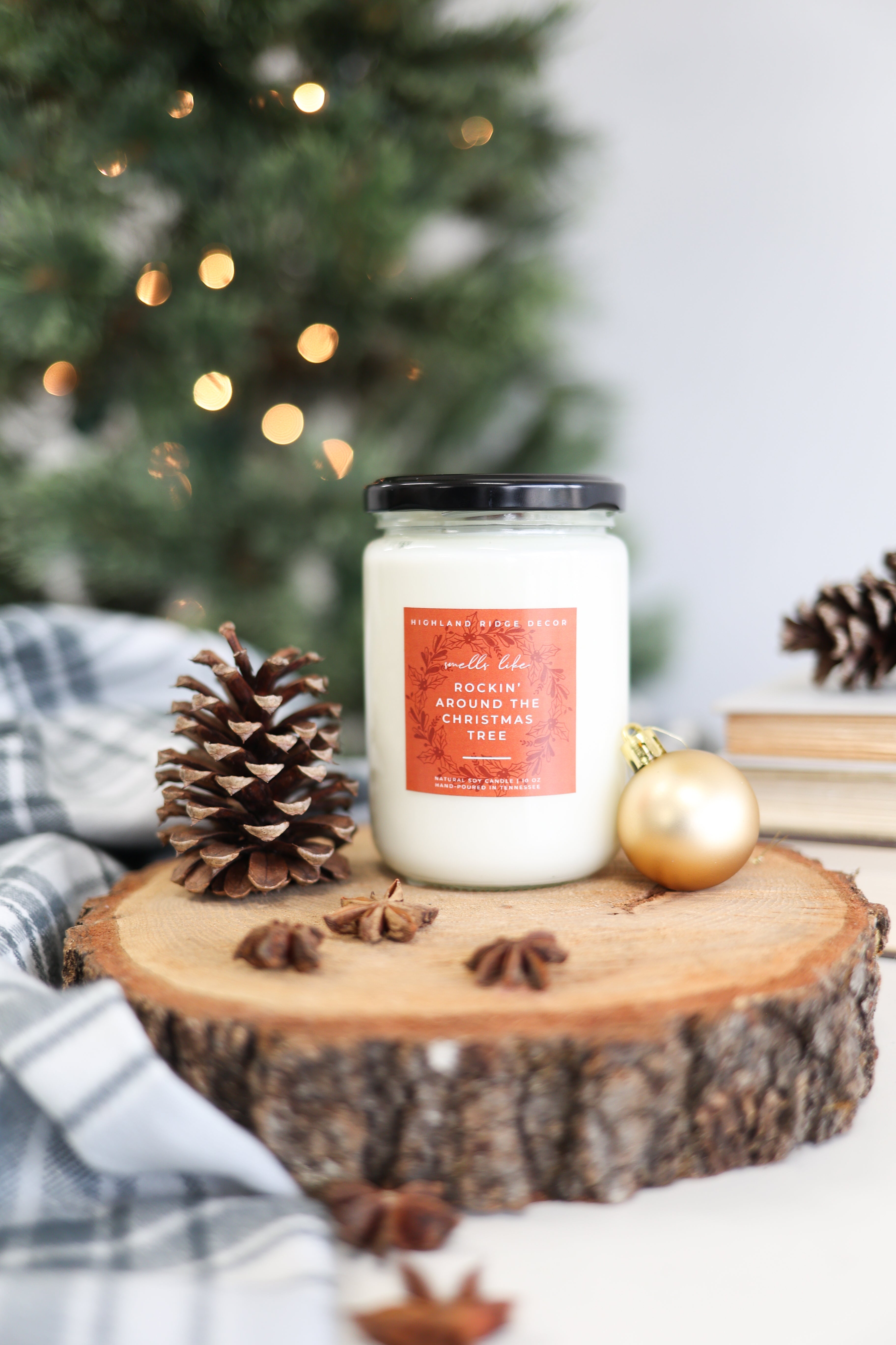 Orange Clove "rockin' Around The Christmas Tree" - Hand-poured Soy Candle