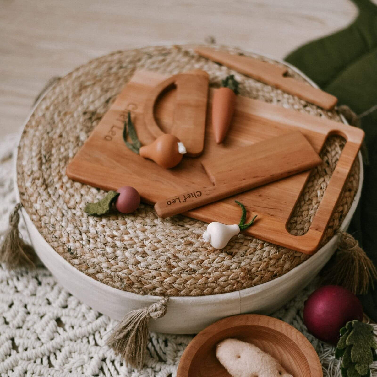 Safe Cutting Board And Knives