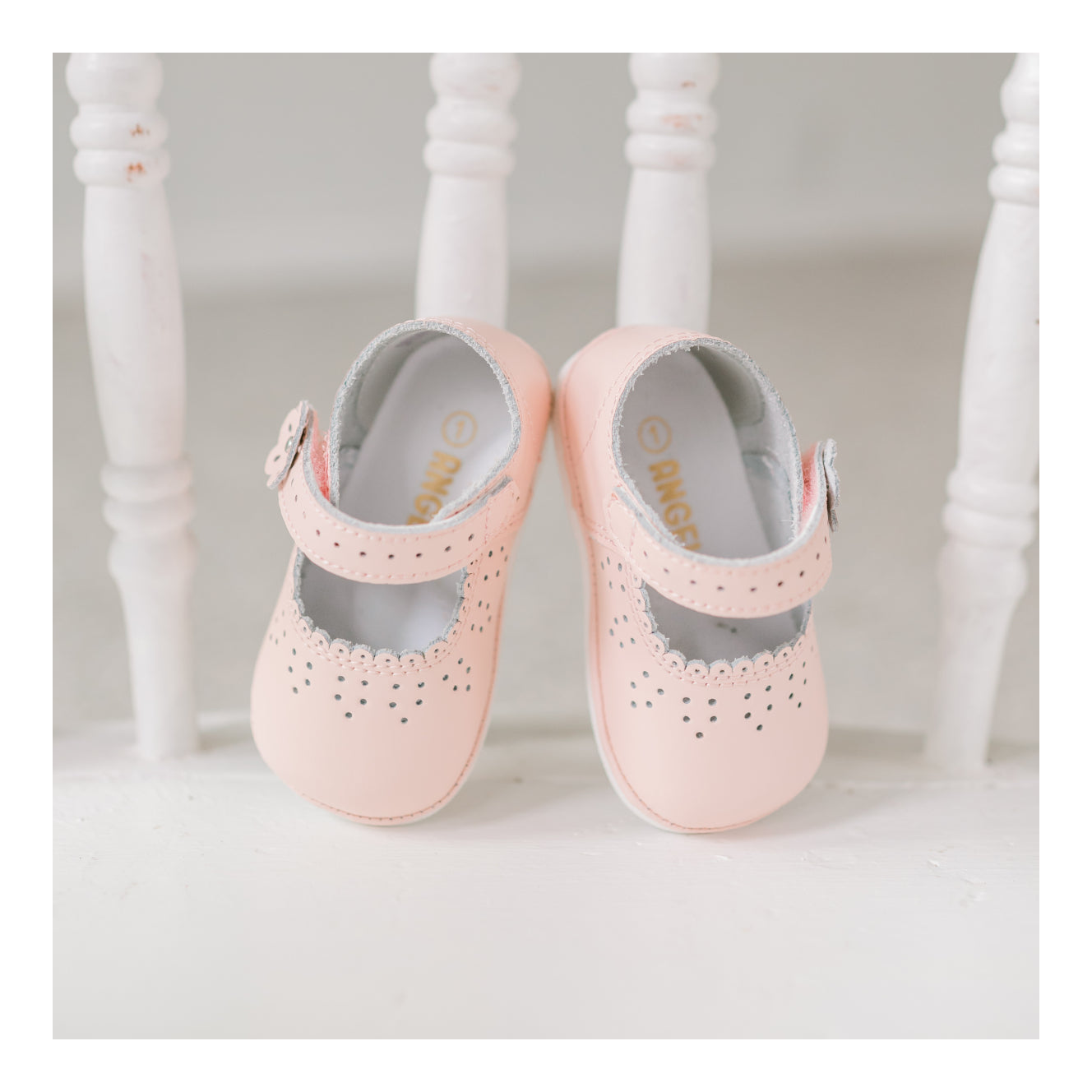 Mia Scalloped Leather Mary Jane (baby)