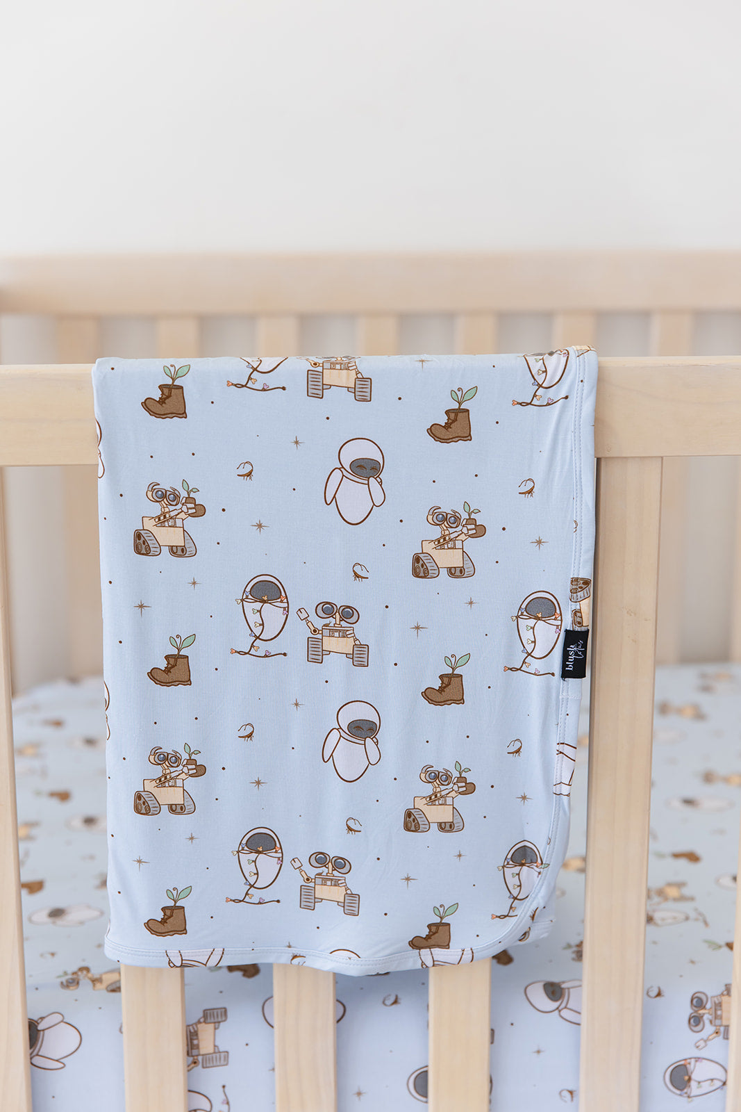 Trash Planet - Lightweight Blanket