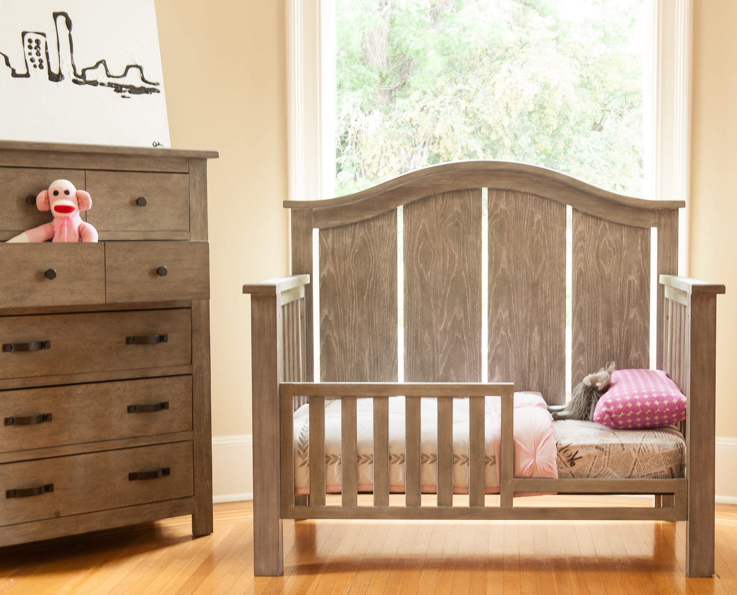 Relic Arch 4-in-1 Convertible Crib