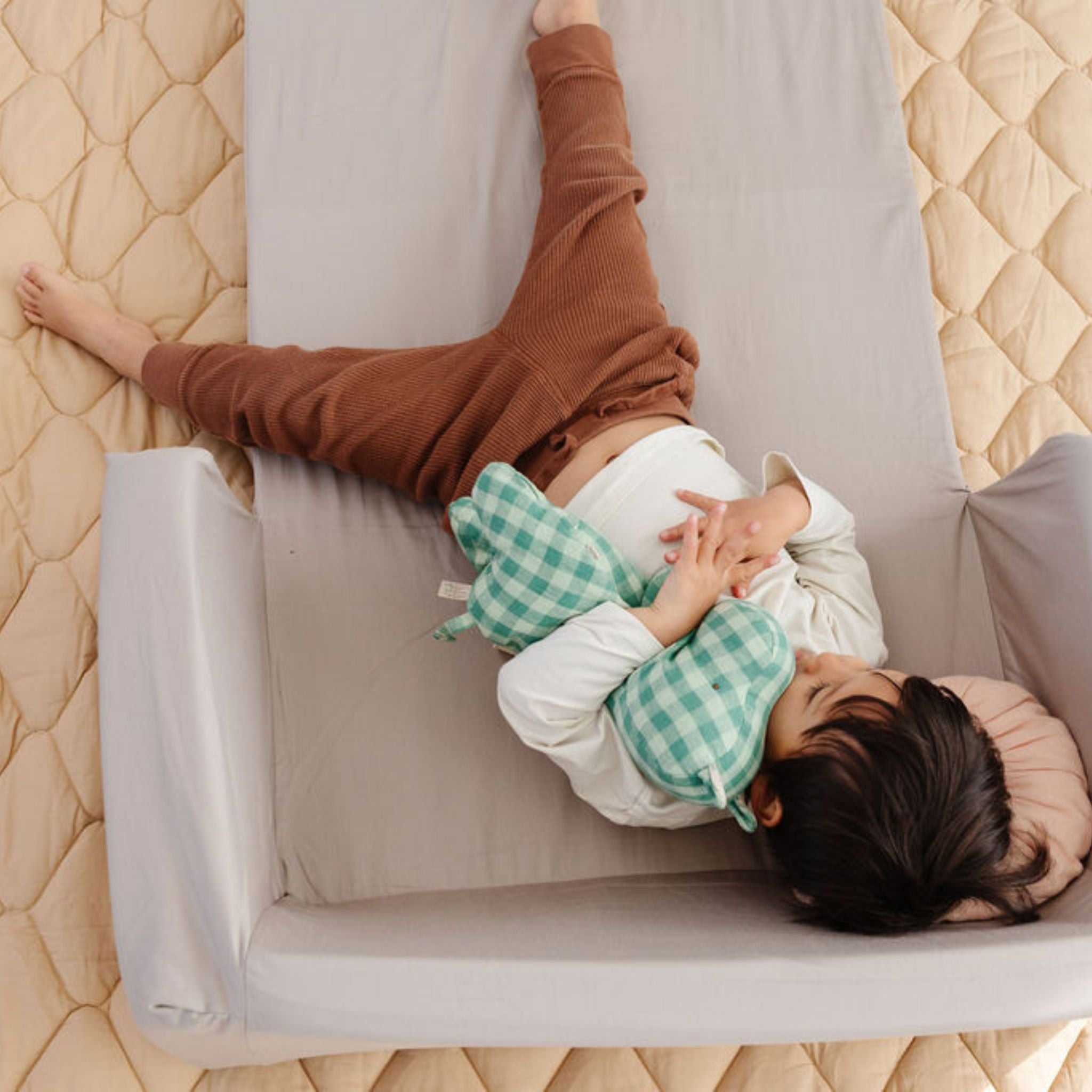 Toki Kids Cloud Play Couch - Thumbnail 5