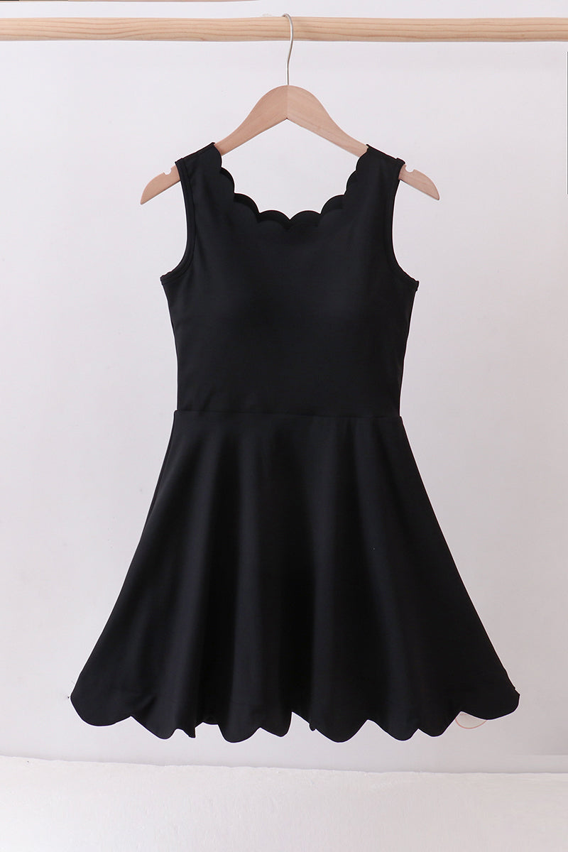Black Scalloped Active  Mom&me Dress