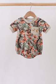 Camo Duck Embroidered Pocket Bubble