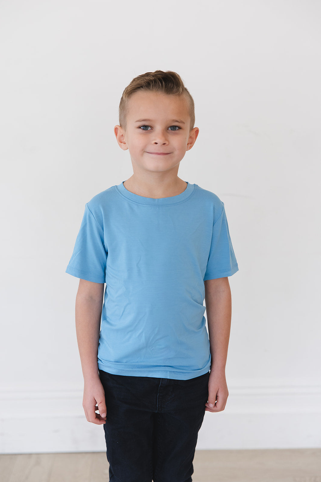 (solid) Paradise Falls - Everyday Tee