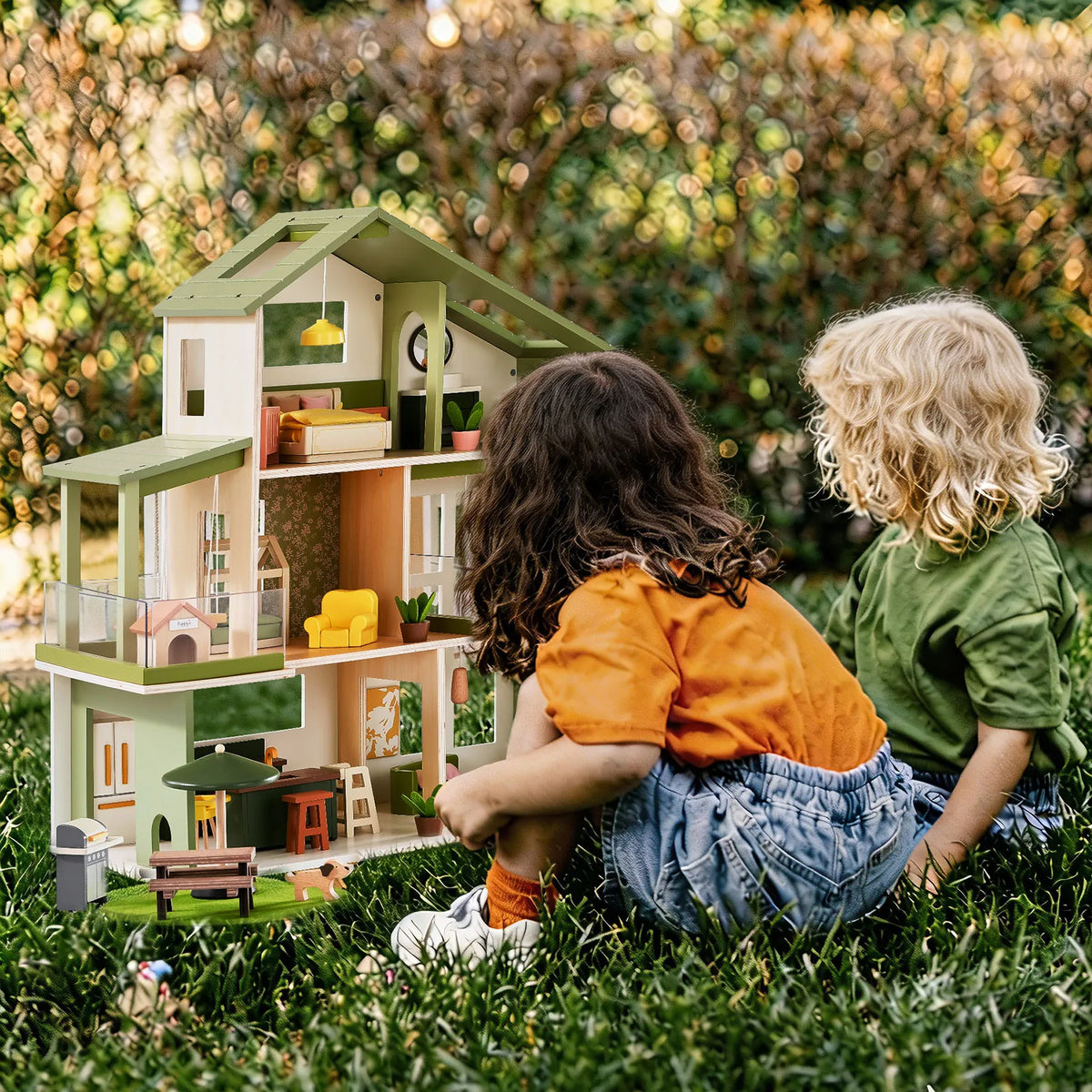 ® Sweetwood Edge Dollhouse - Green & Pink