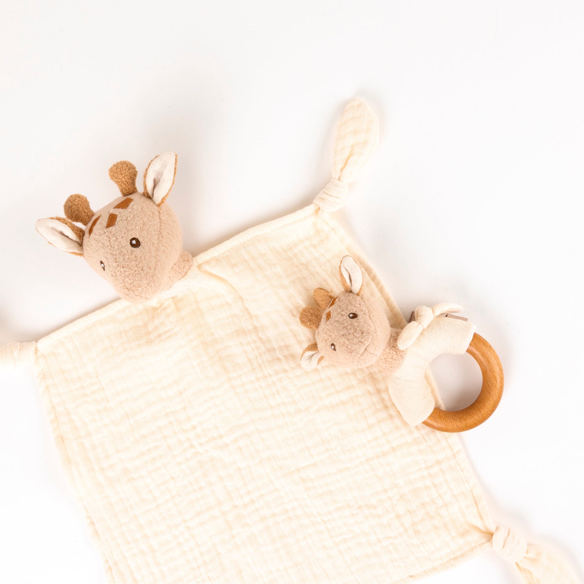 Leonie the Giraffe Doudou + Rattle Gift Set