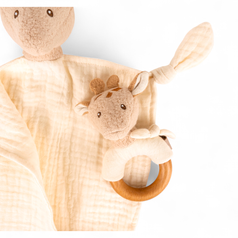 Leonie the Giraffe Doudou + Rattle Gift Set