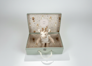 Leonie the Giraffe Gift Box