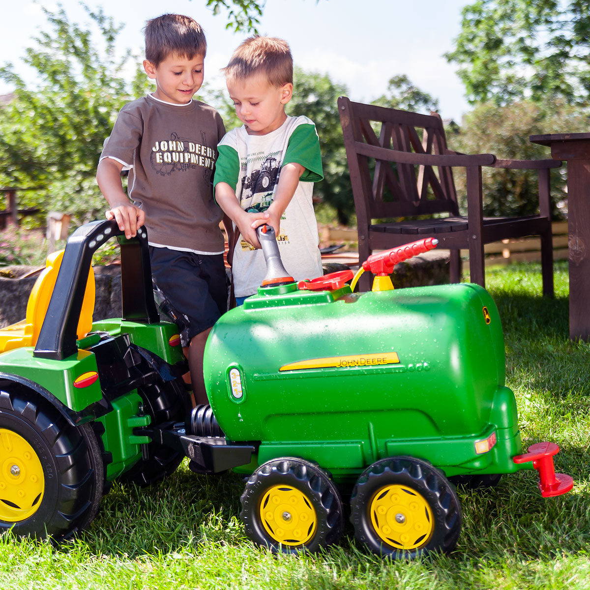 John Deere Water Tanker With Pump And Spray Gun