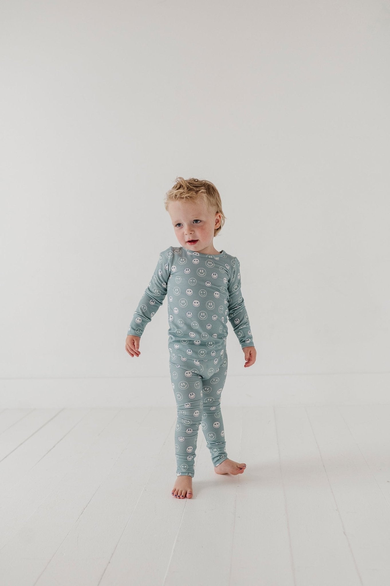 Boys Long Sleeve Lounge Set In Heart Eyes