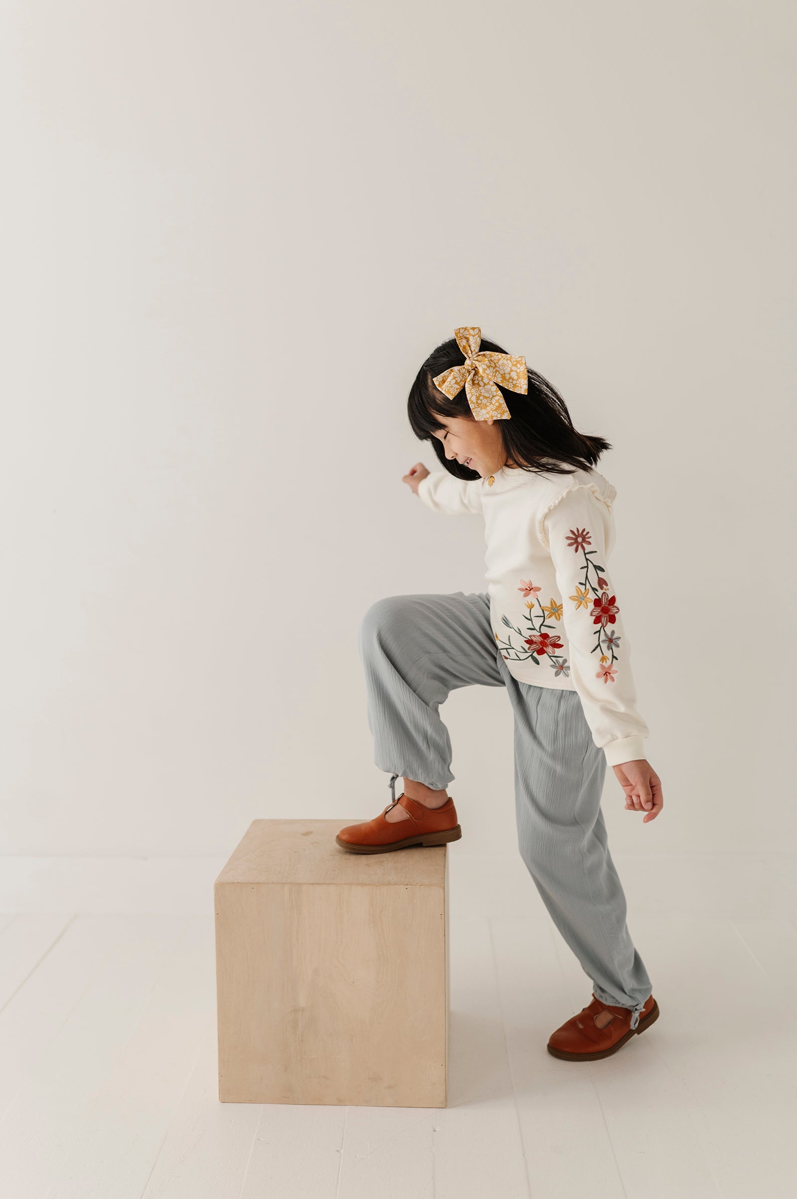 Girls Raw Edge Sweatshirt In Addison Embroidery Floral