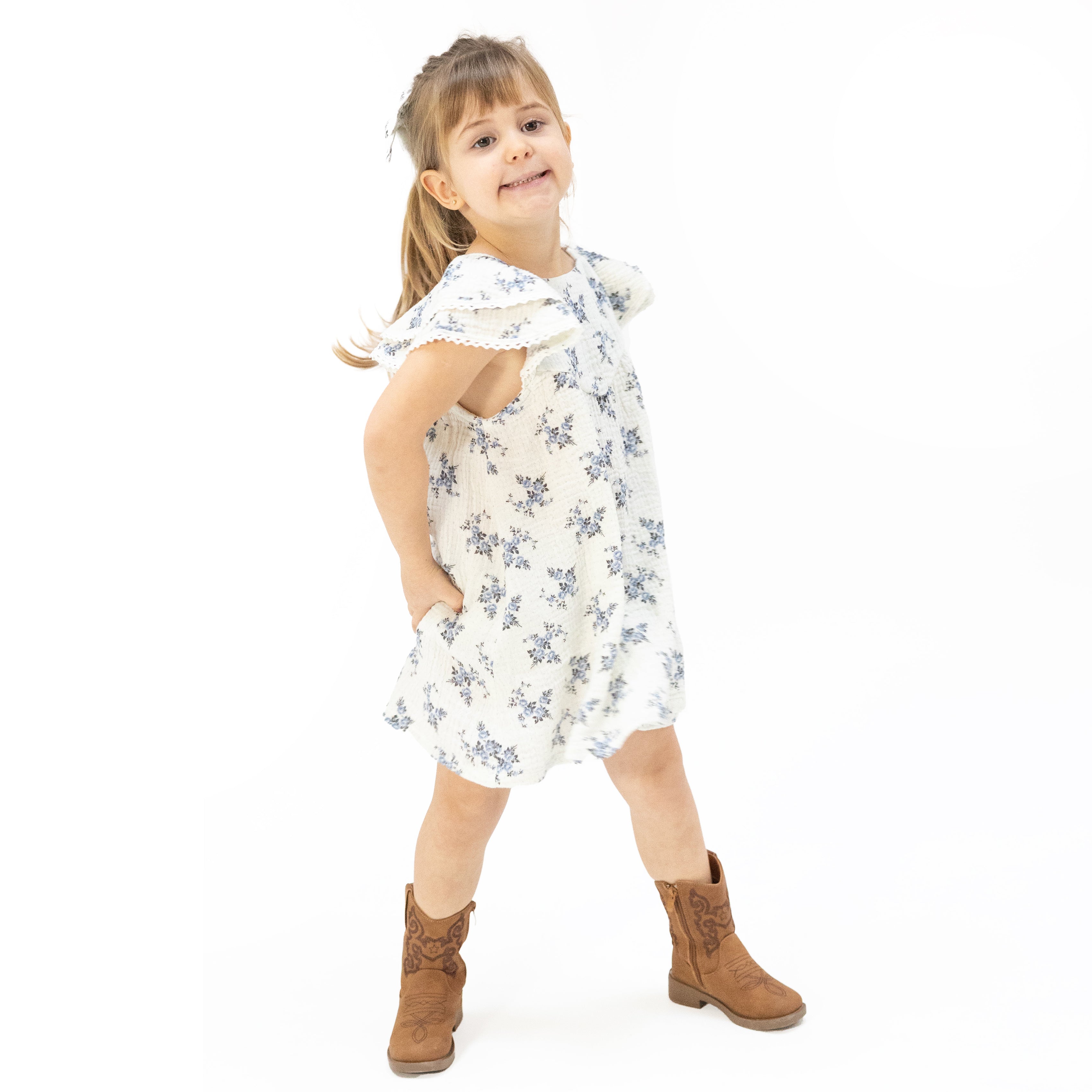 Belle Rosette Dot - V-neck Dress And Bloomer