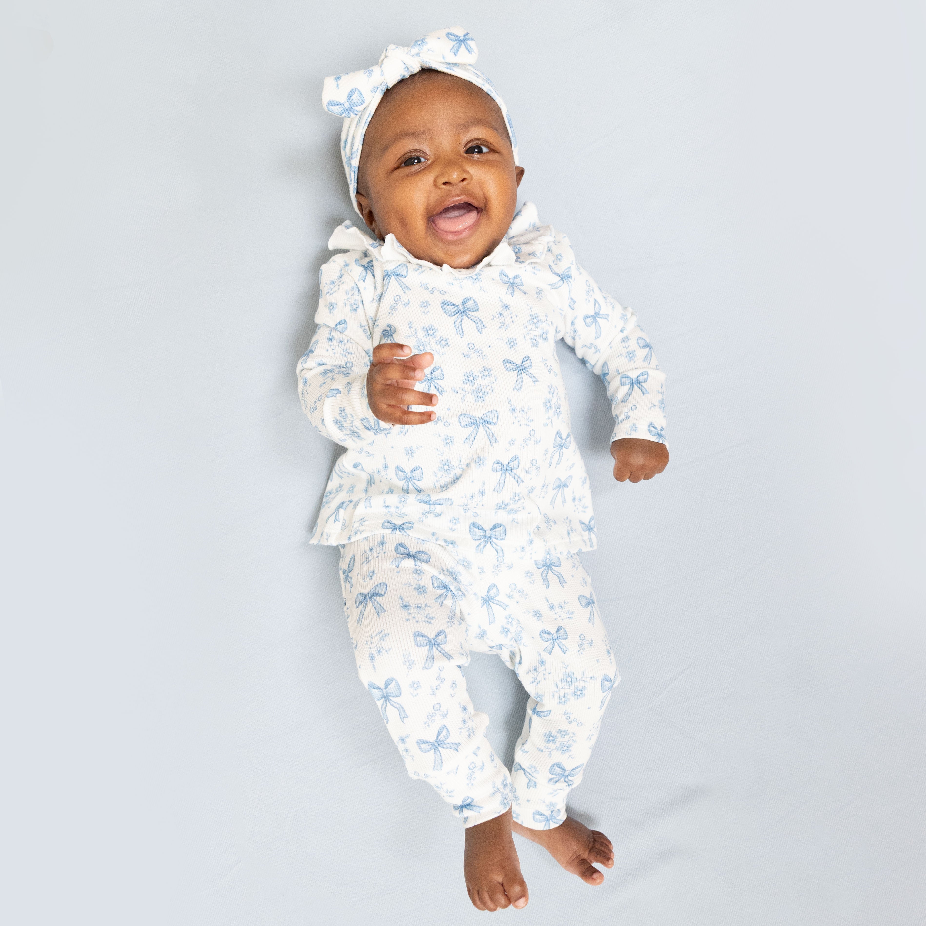 Blue Bows And Flowers - Long Sleeve Ruffle Top And Pant