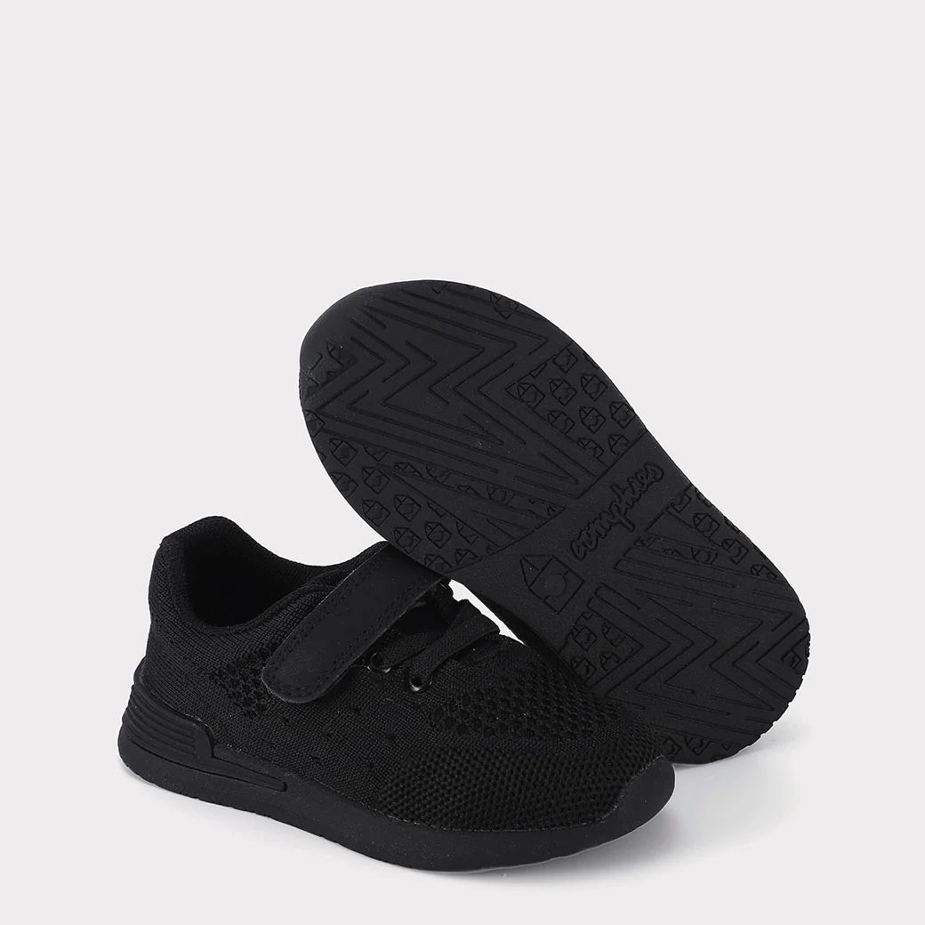 Wynn Girls Hook & Loop Sneaker