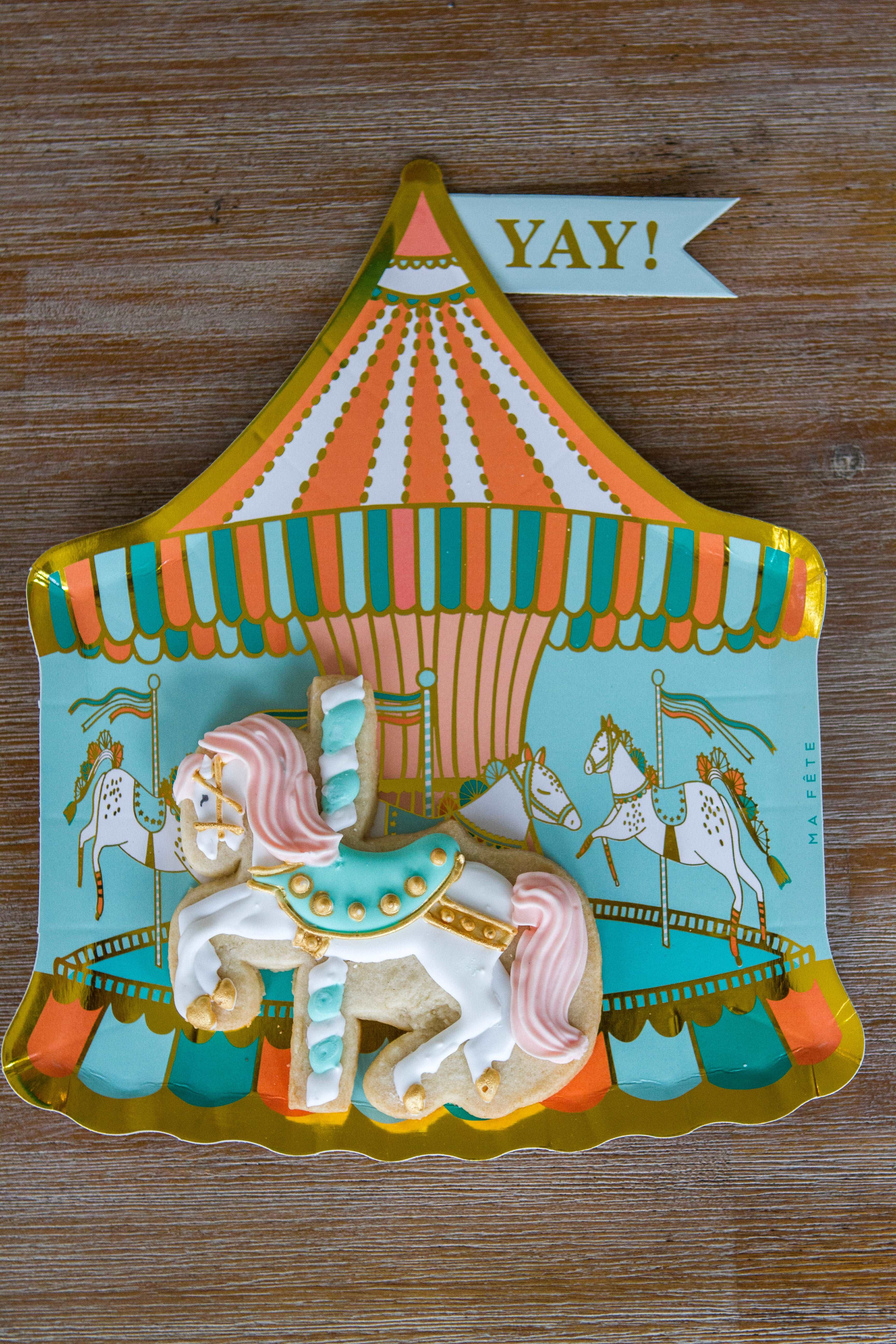 Fun Fair Carousel Plates (8)