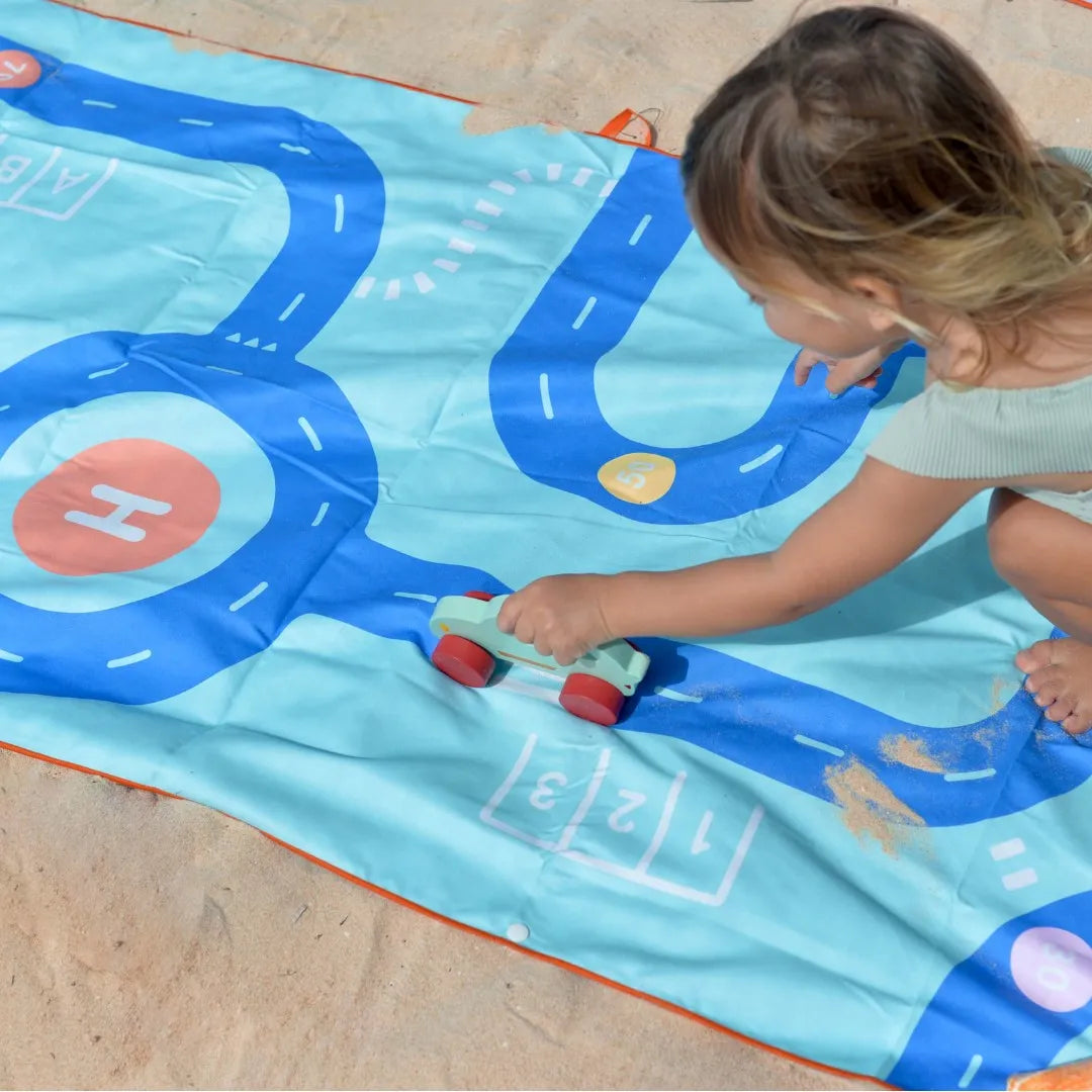 Play Towel On The Road