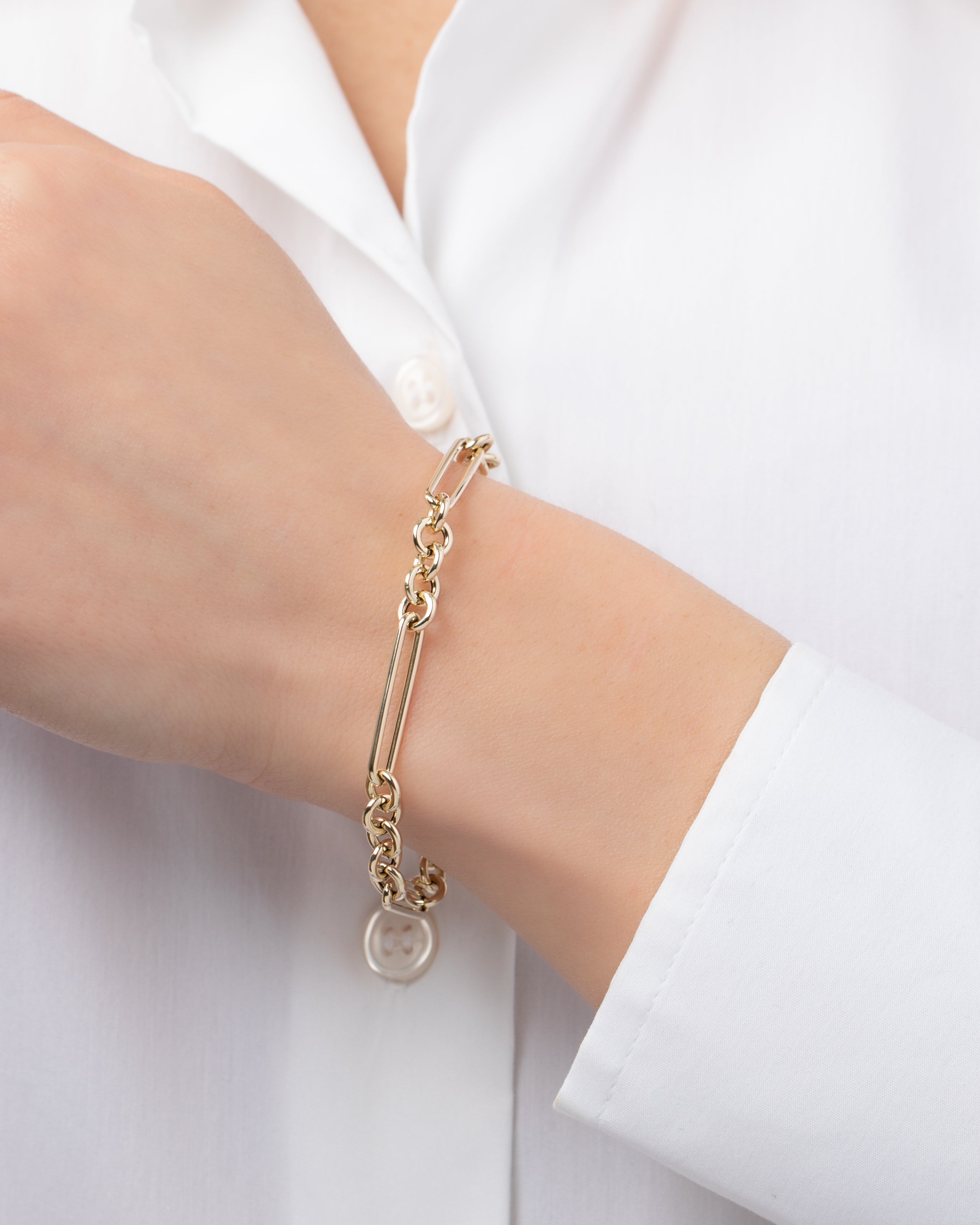 14k Gold Elongated Paper Clip Chain Bracelet