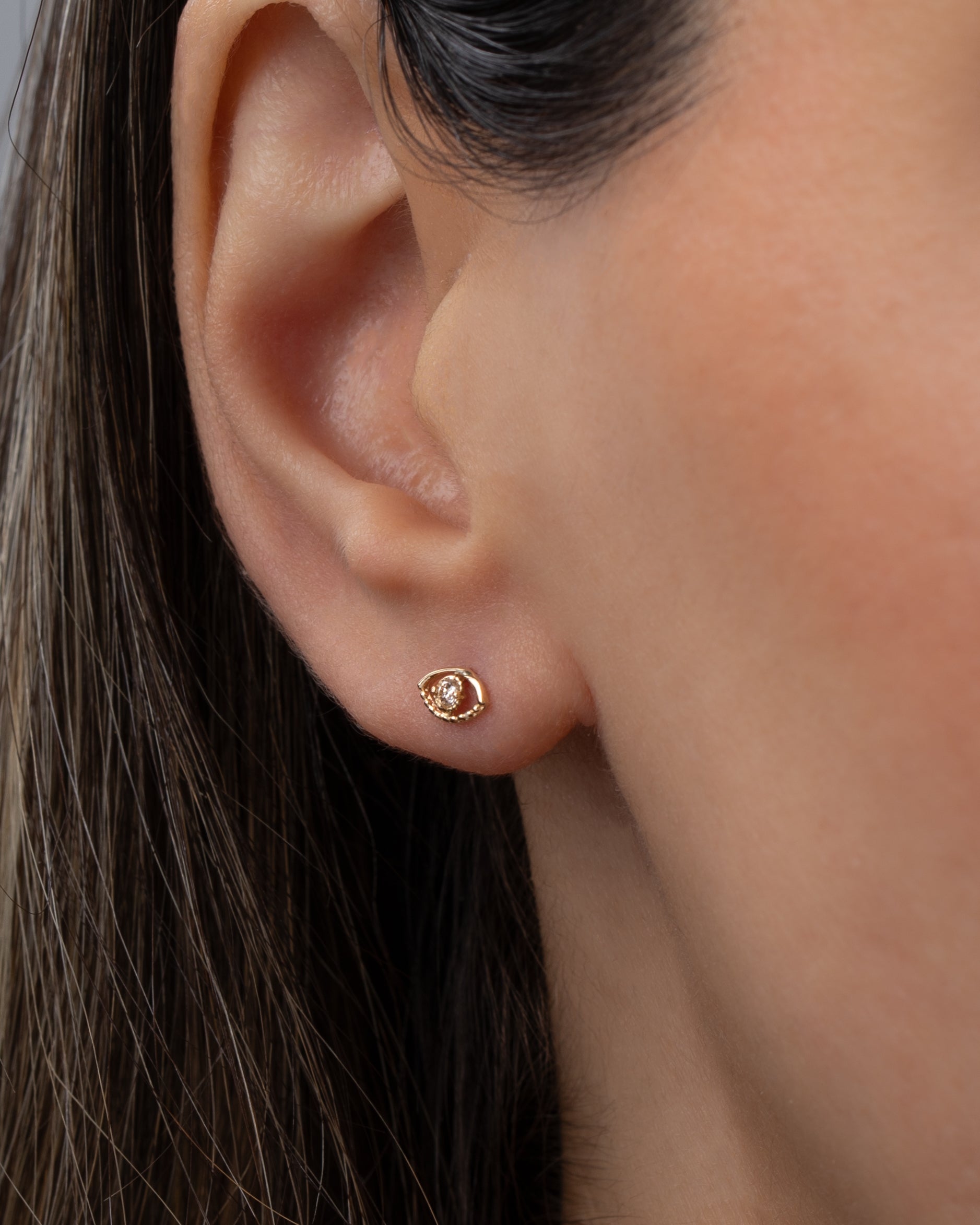 14k Gold Open Eye Diamond Studs