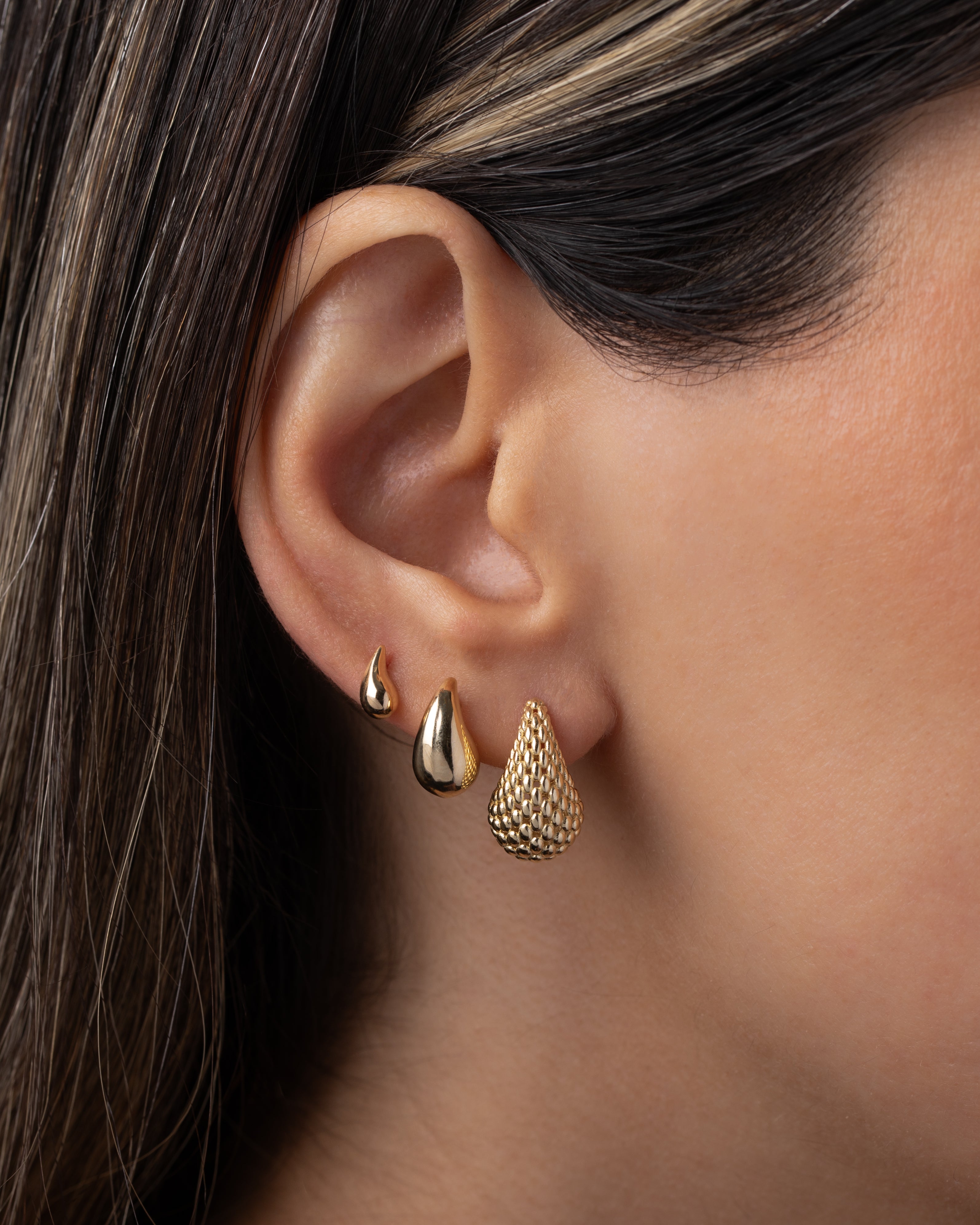 14k Gold Woven Teardrop Stud Earrings