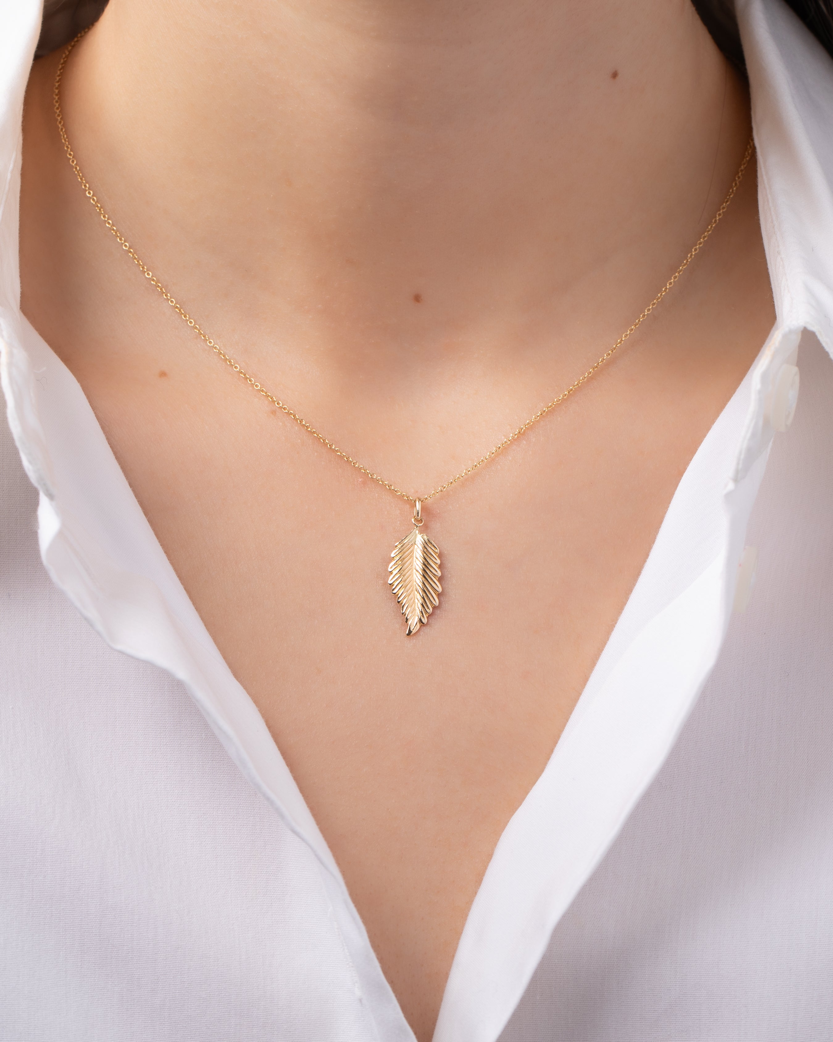 14k Gold Leaf Pendant