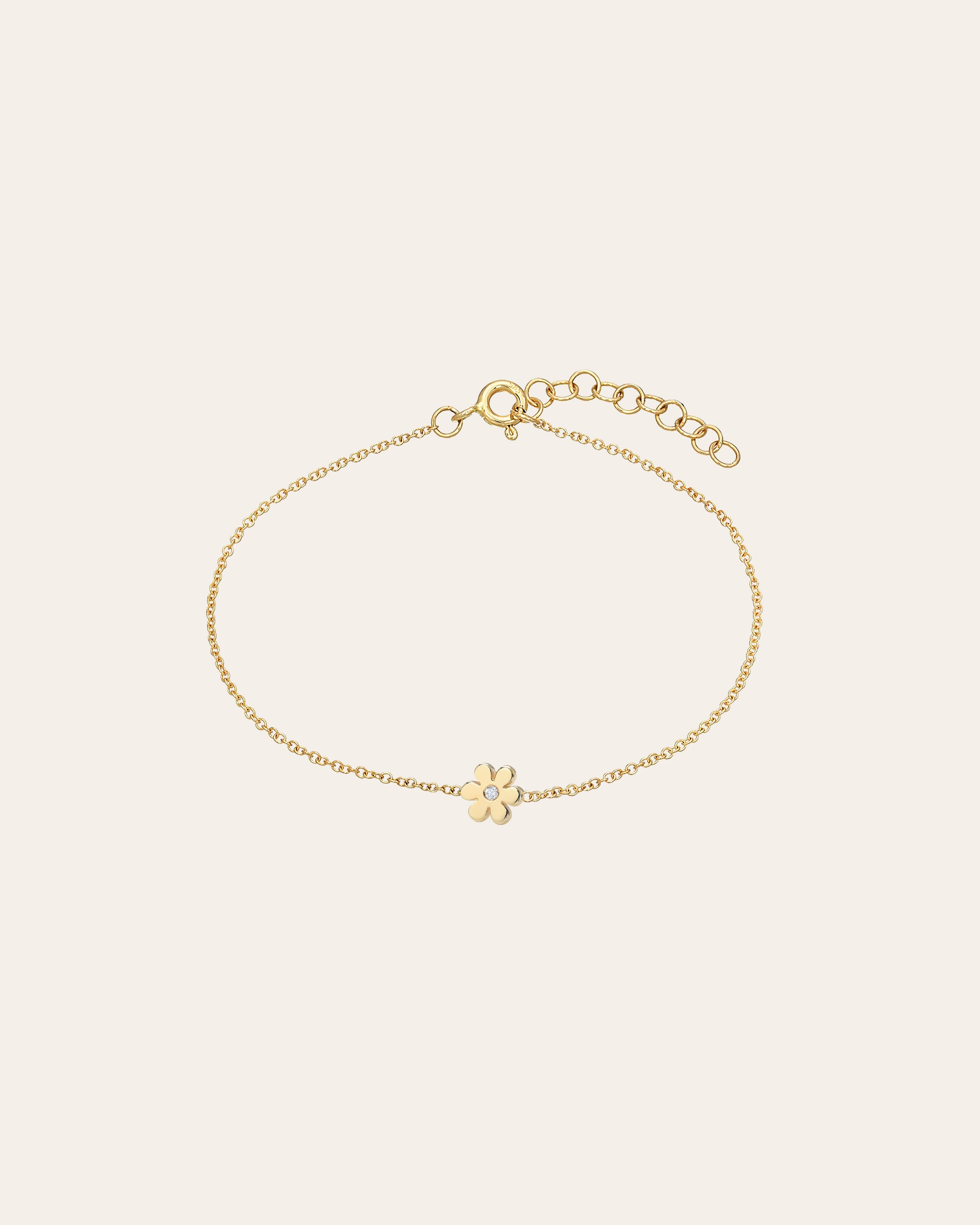 14k Gold Tiny Flower Bracelet With Diamond