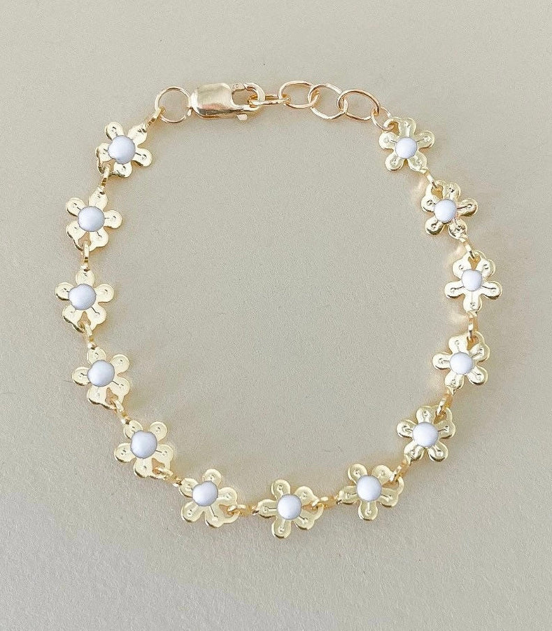 Gold Daisy Chain Bracelet