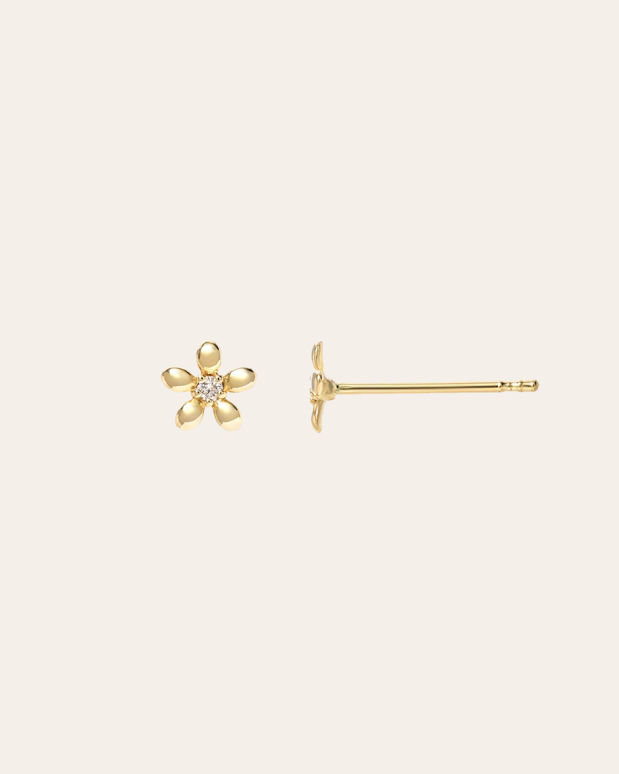 14k Gold Mini Diamond Flower Stud Earrings