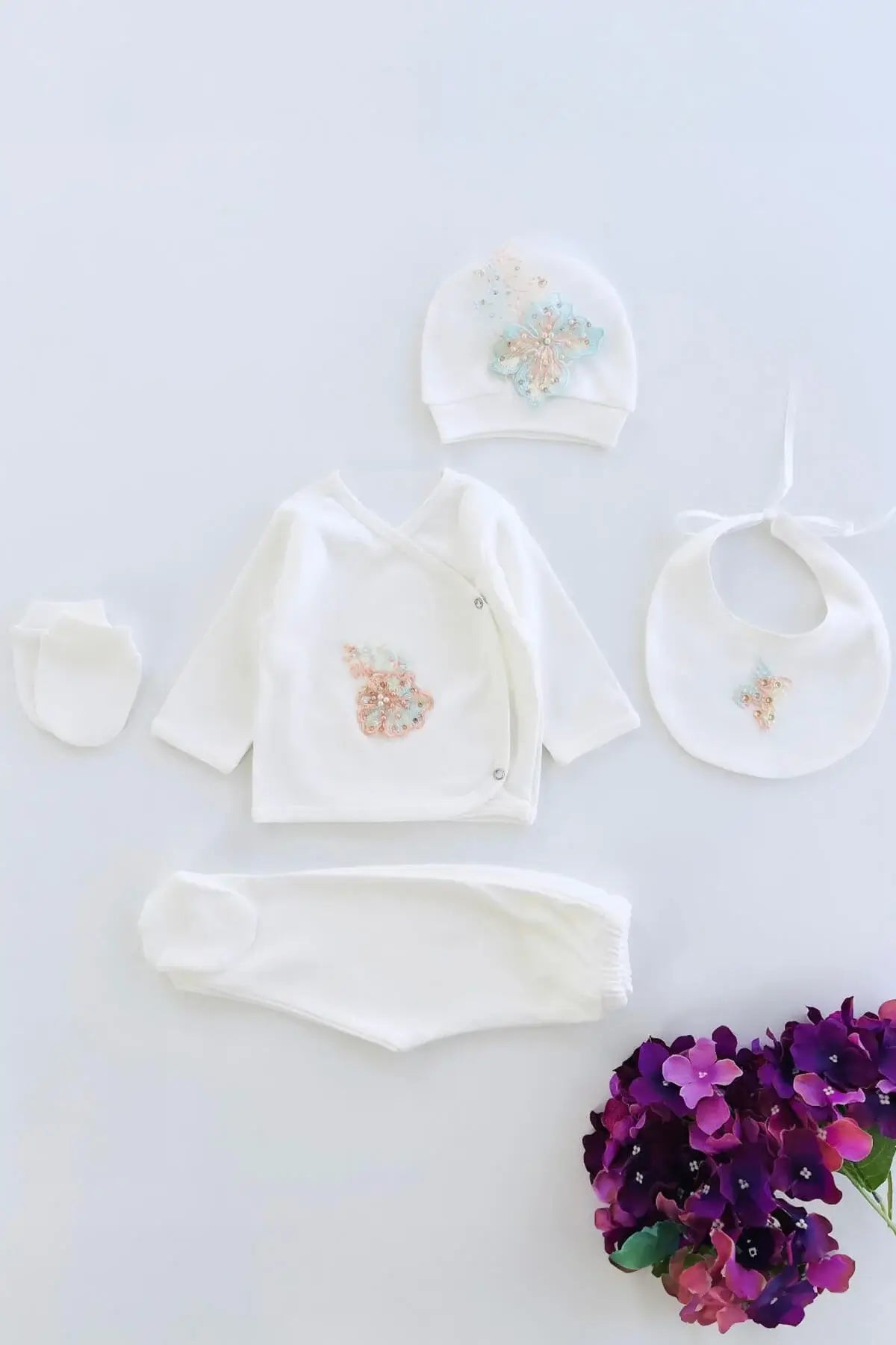 Grace Newborn Girl Gift First Outfit Set (5 Pcs)