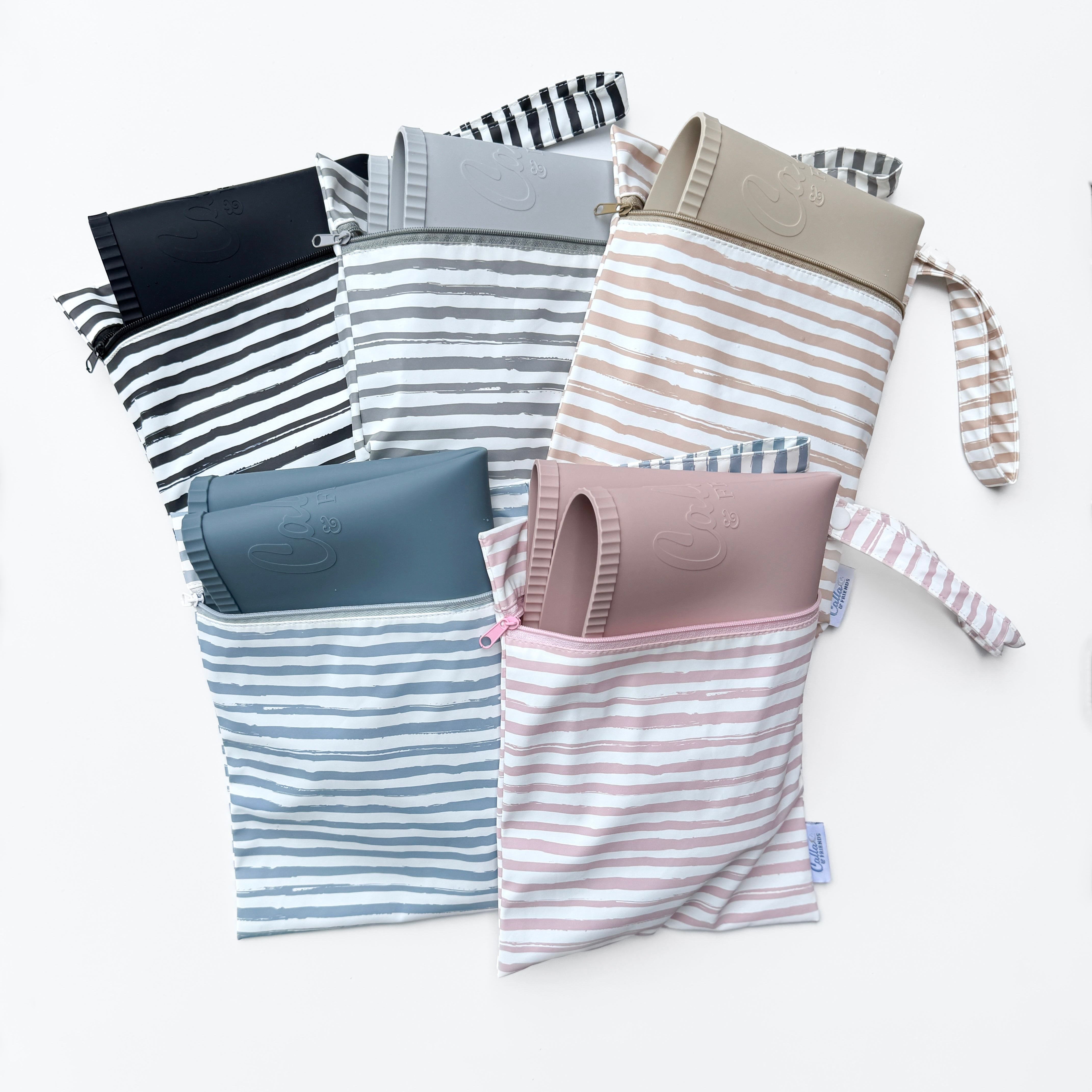 The Tidy Traveler - Solid Placemat Set
