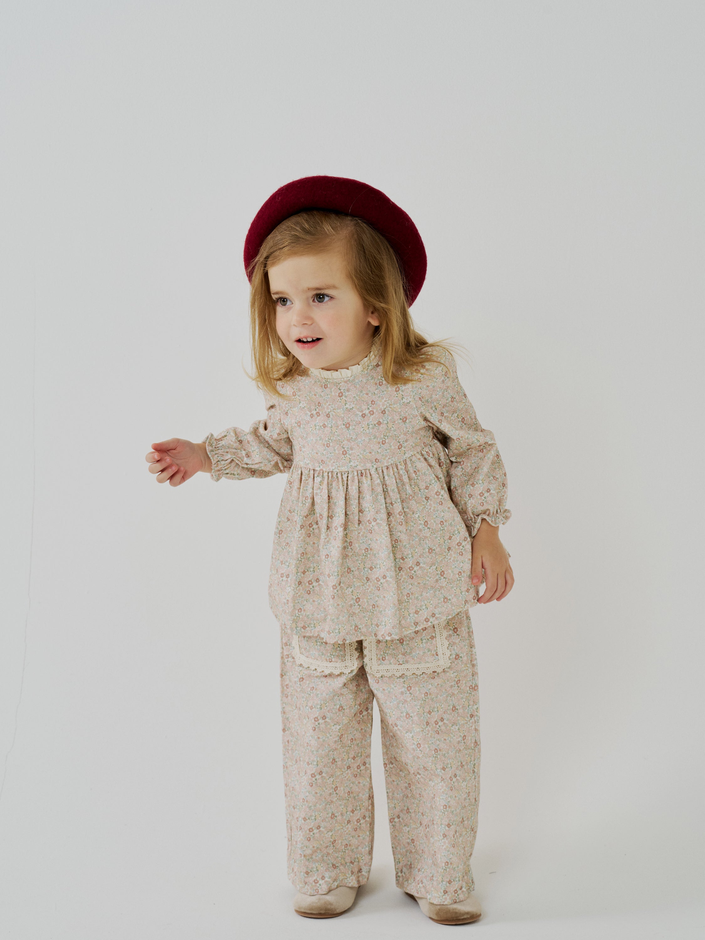 Amelia Lace Pocket Pants