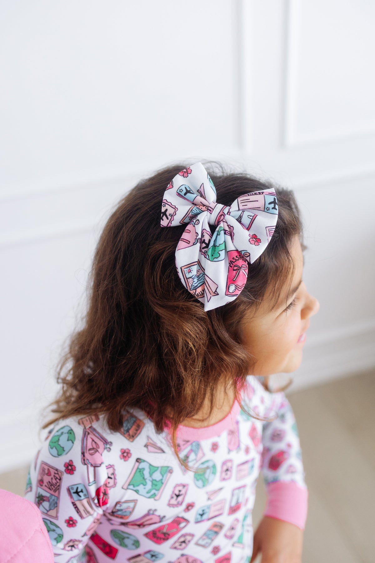 Passport To Paris Mini Clip Bow