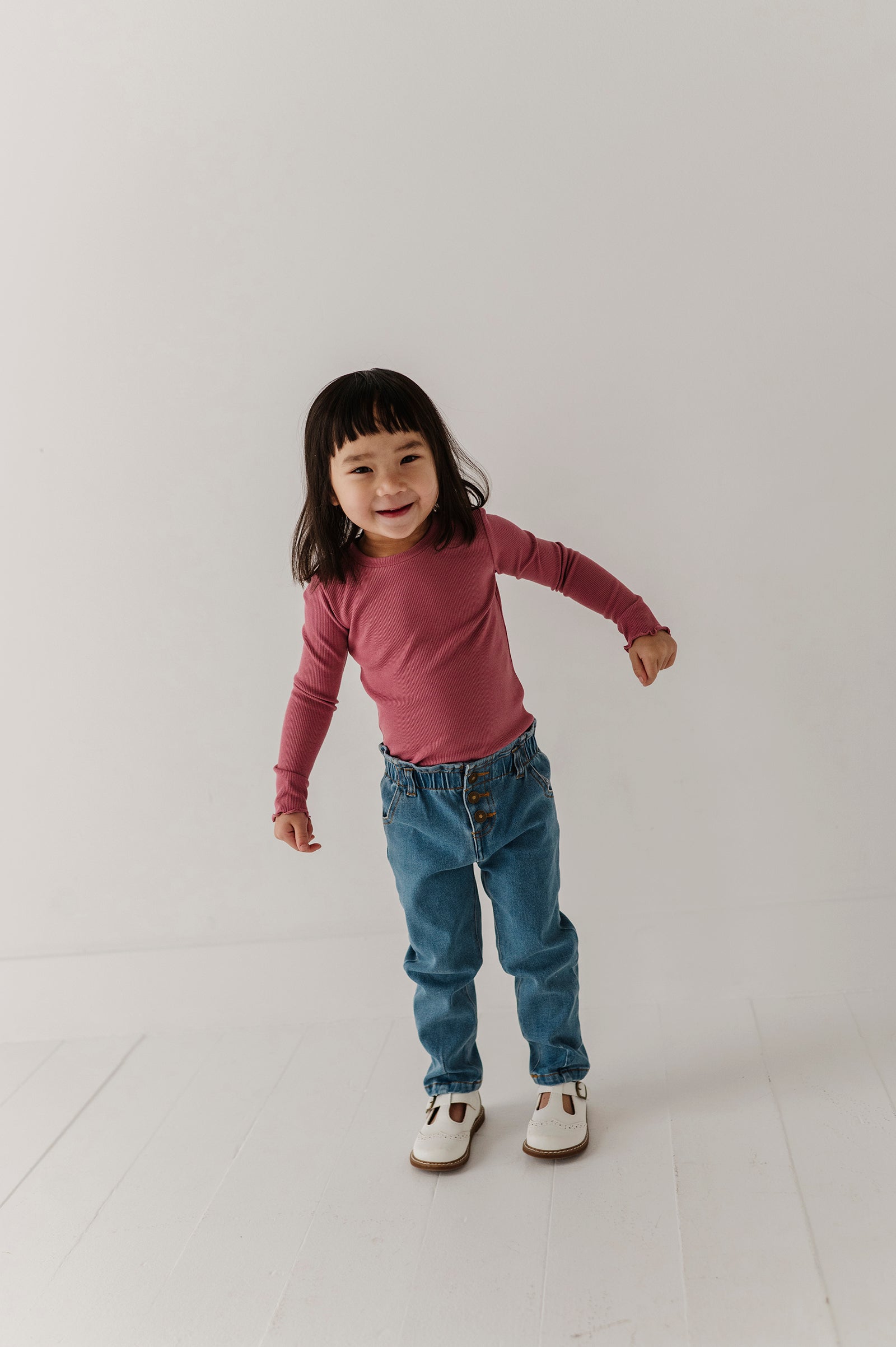 Girls Paperbag Denim Pants In Mid Blue Wash