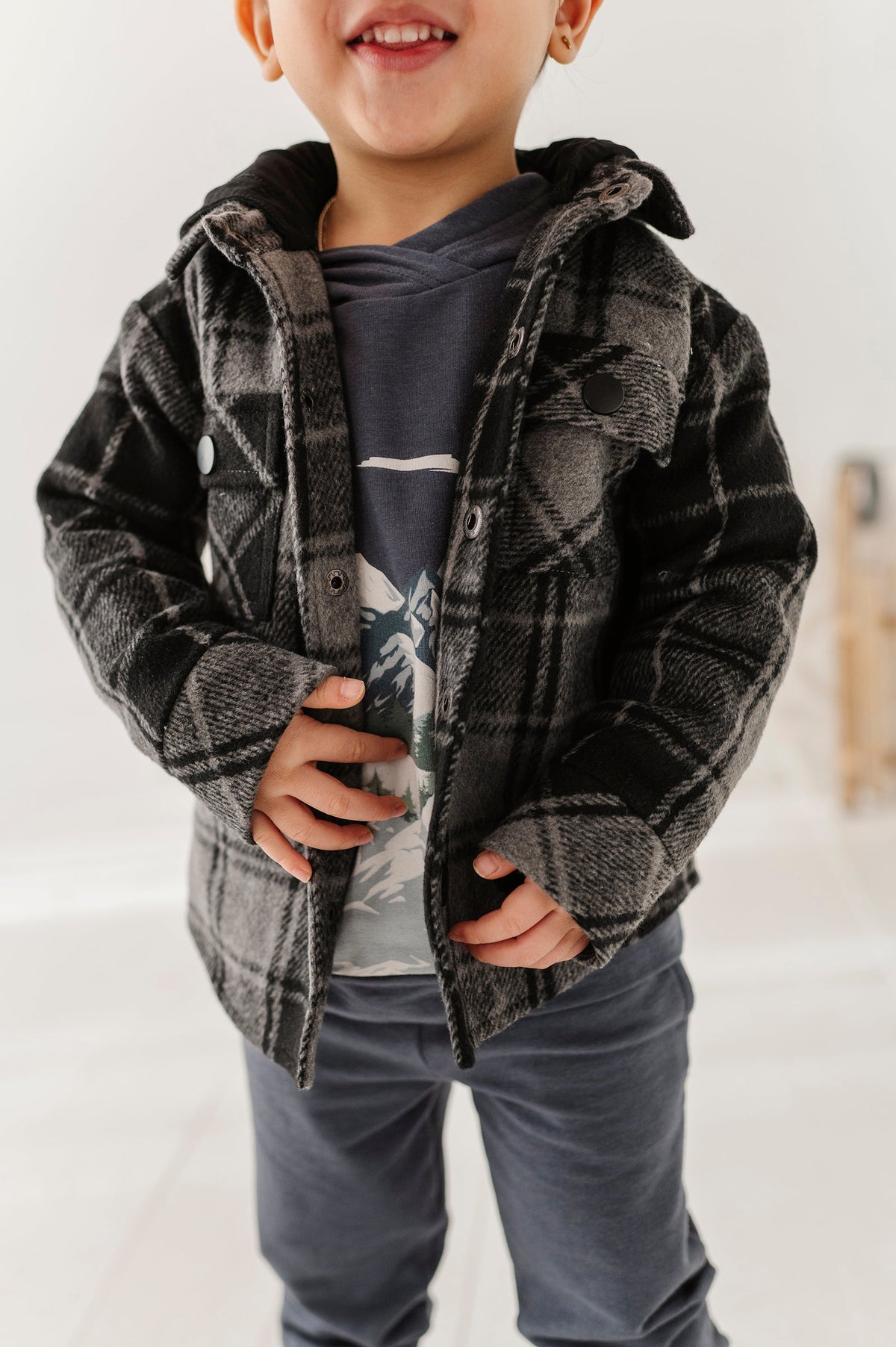 Kid's Hooded Shacket In Charcoal Plaid