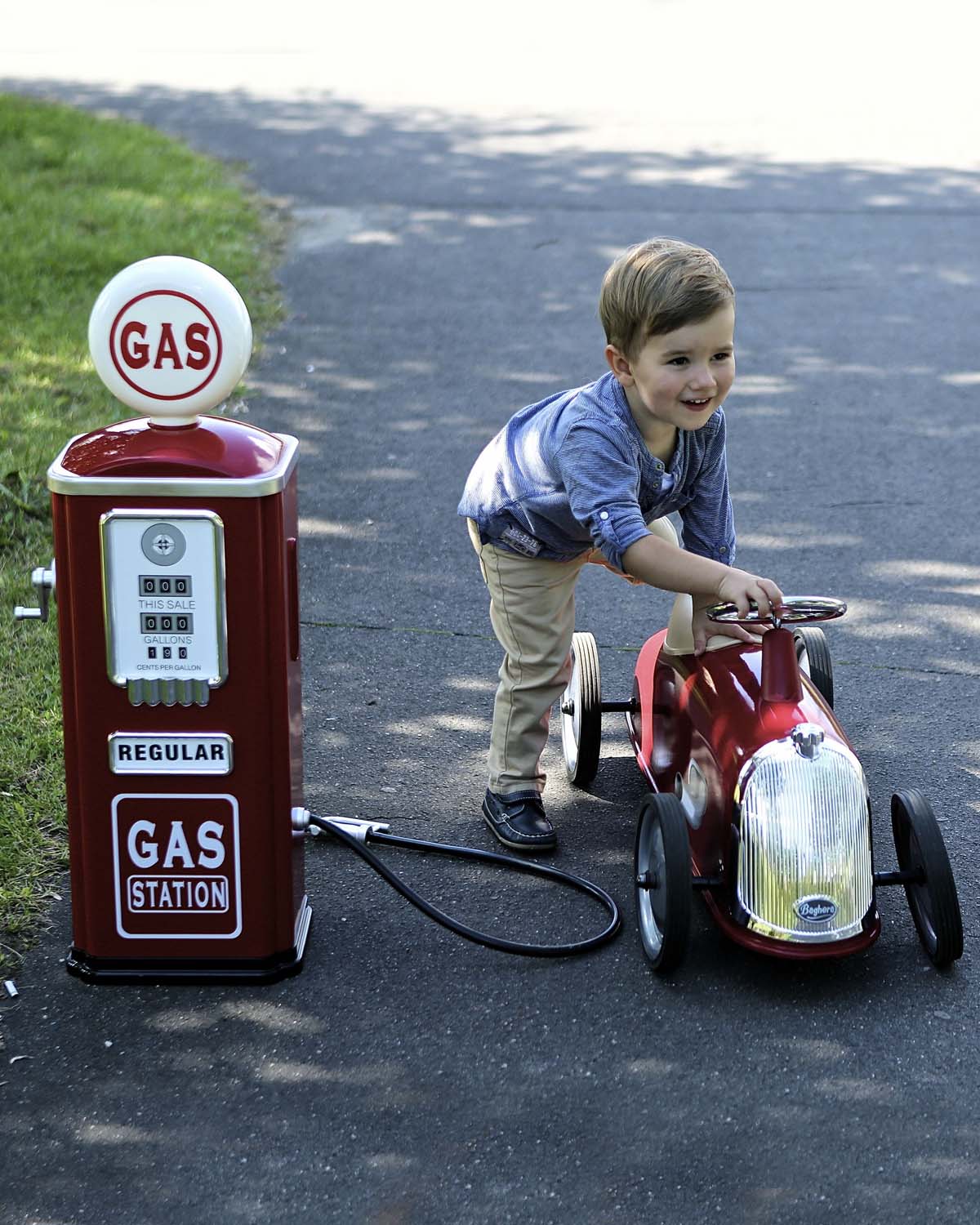 Play Gas Station Pump